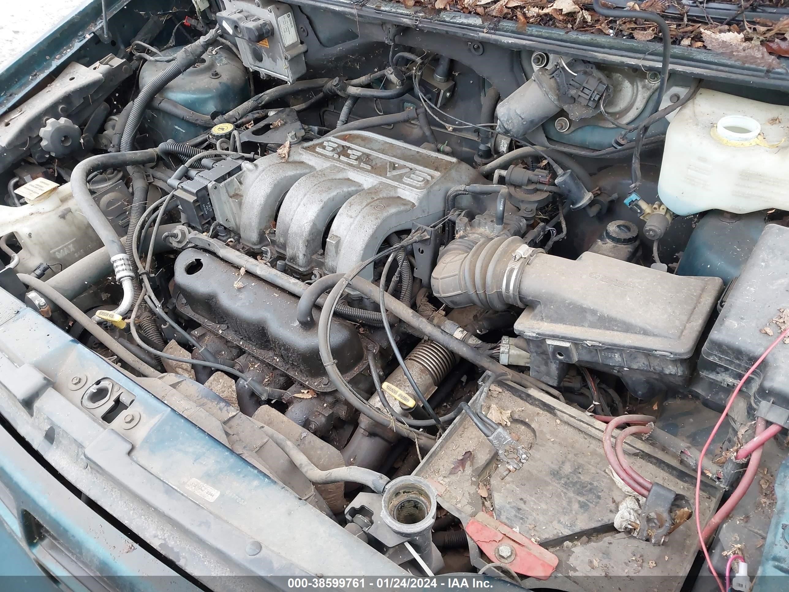 Photo 9 VIN: 1B4GH44R6SX535302 - DODGE CARAVAN 