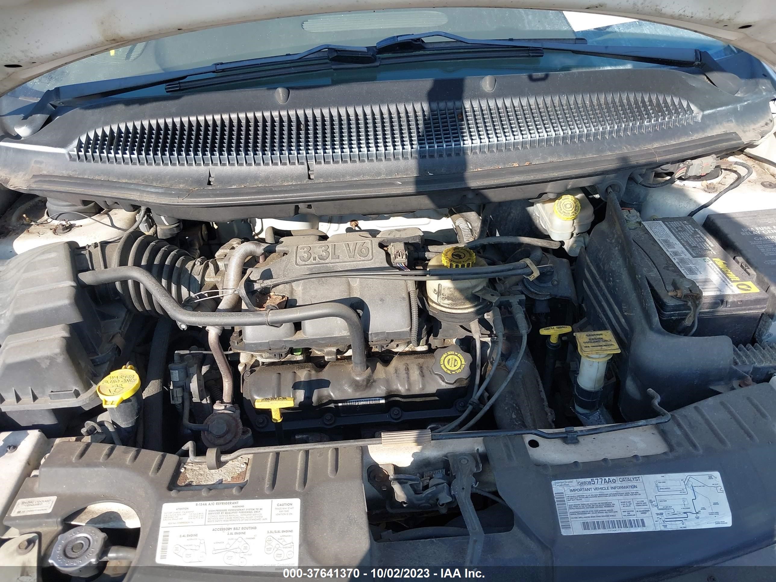 Photo 9 VIN: 1B4GP25311B168418 - DODGE CARAVAN 