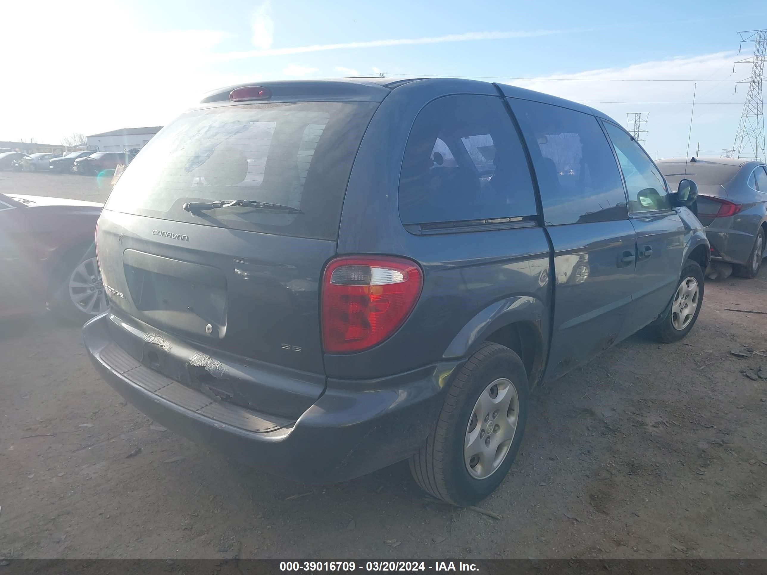 Photo 3 VIN: 1B4GP25322B618580 - DODGE CARAVAN 