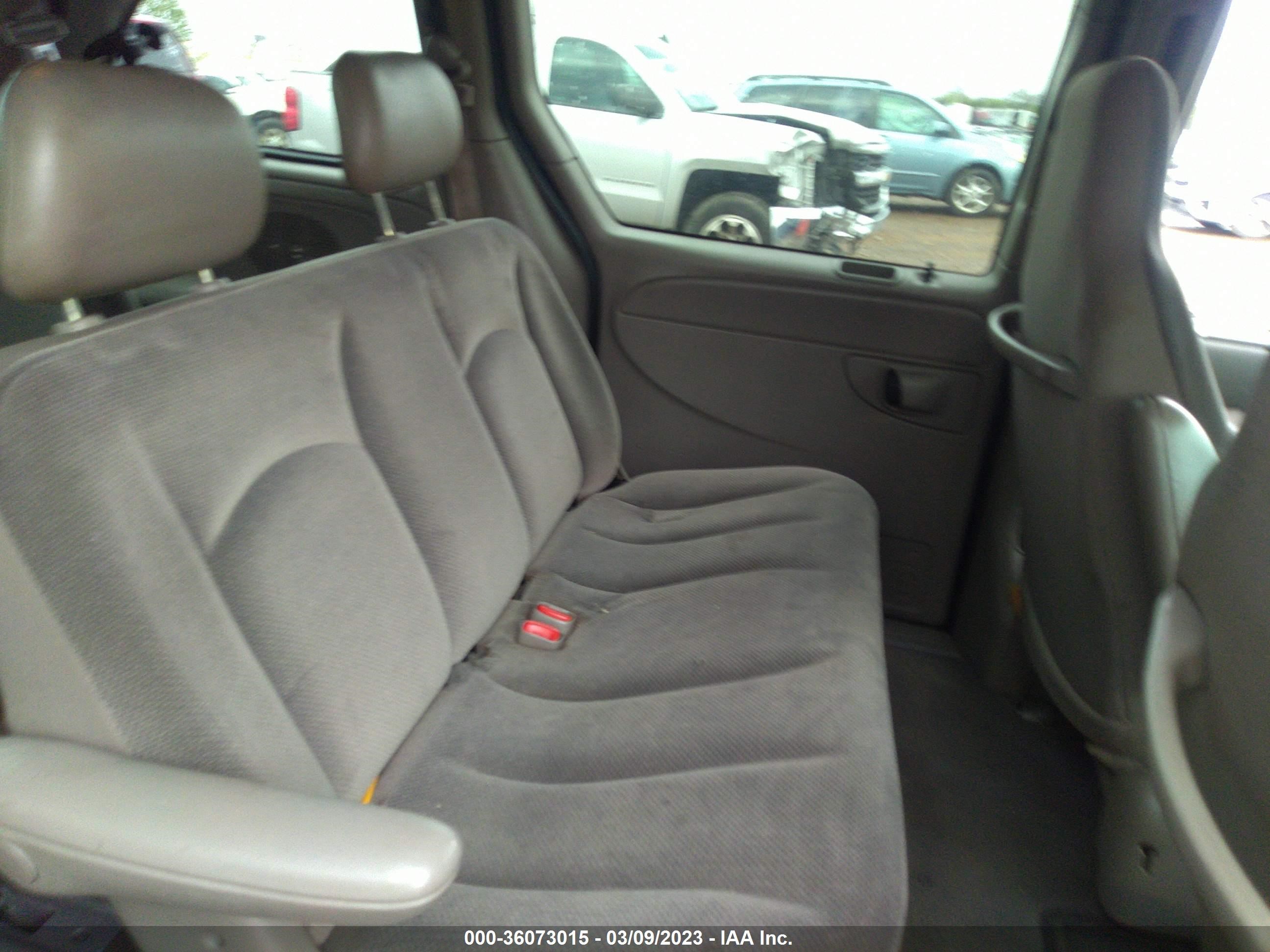 Photo 7 VIN: 1B4GP25352B634725 - DODGE CARAVAN 