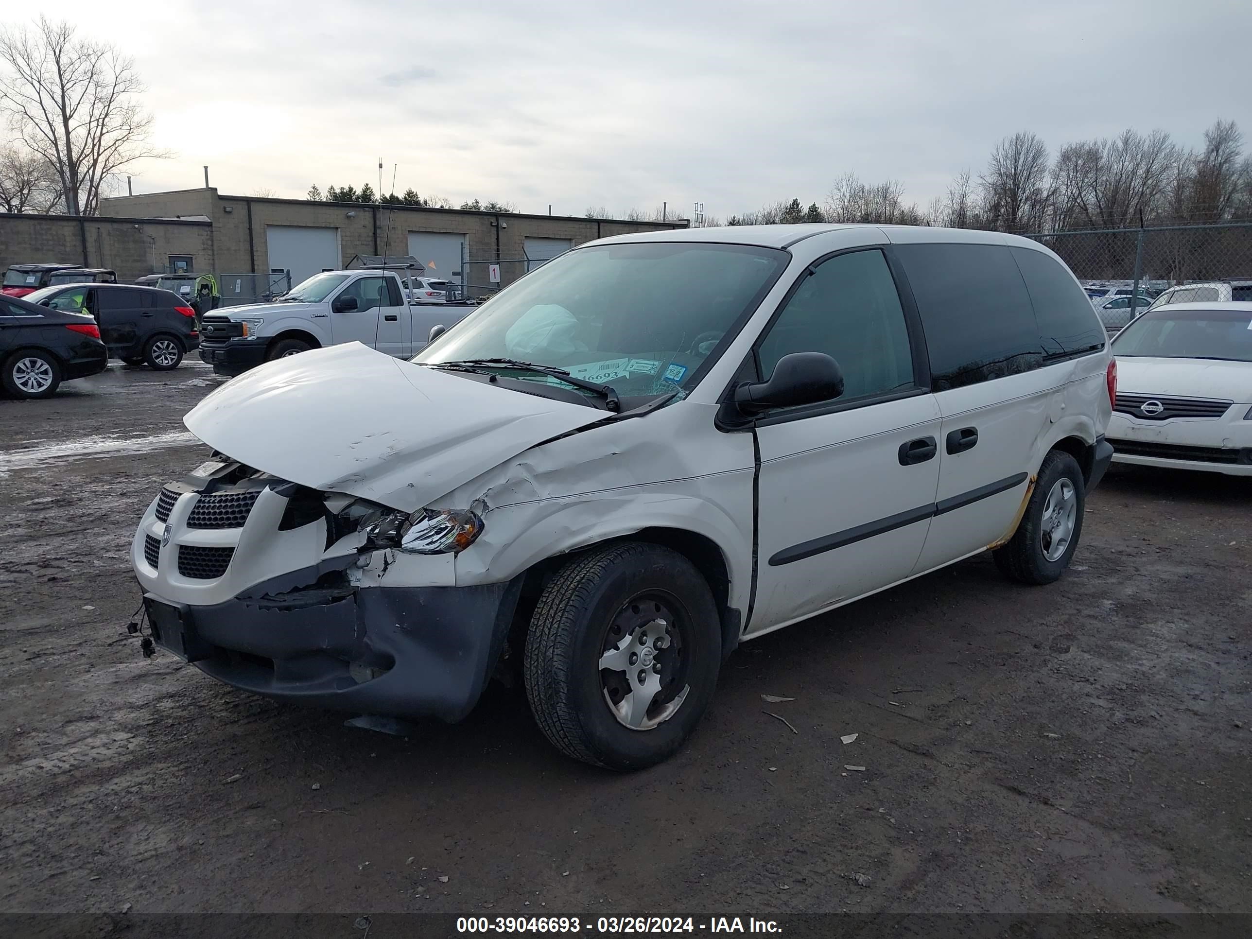 Photo 1 VIN: 1B4GP25382B660512 - DODGE CARAVAN 