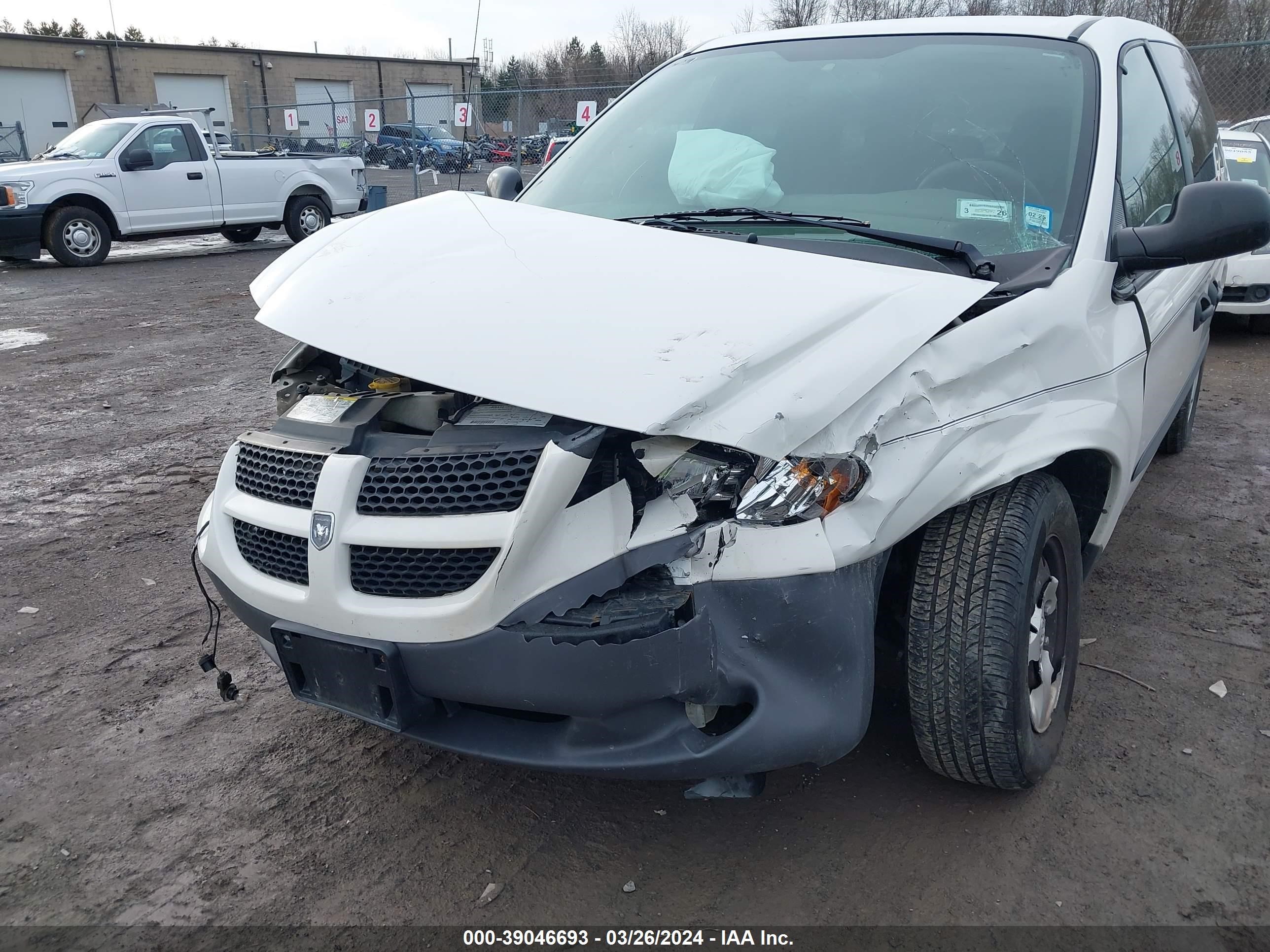 Photo 5 VIN: 1B4GP25382B660512 - DODGE CARAVAN 