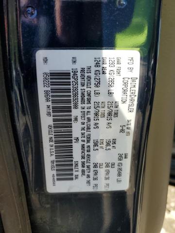 Photo 12 VIN: 1B4GP25392B692000 - DODGE CARAVAN SE 