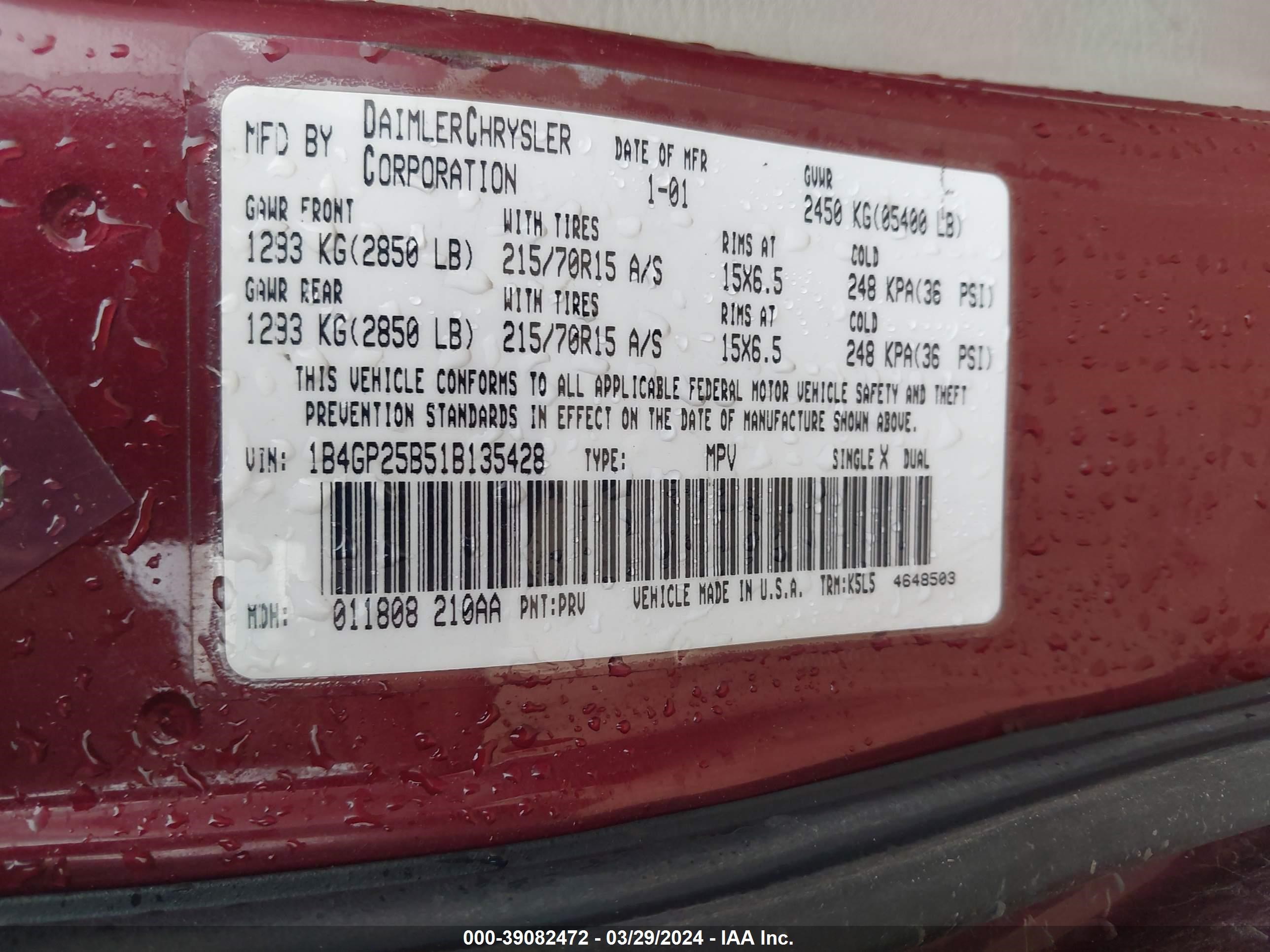 Photo 8 VIN: 1B4GP25B51B135428 - DODGE CARAVAN 