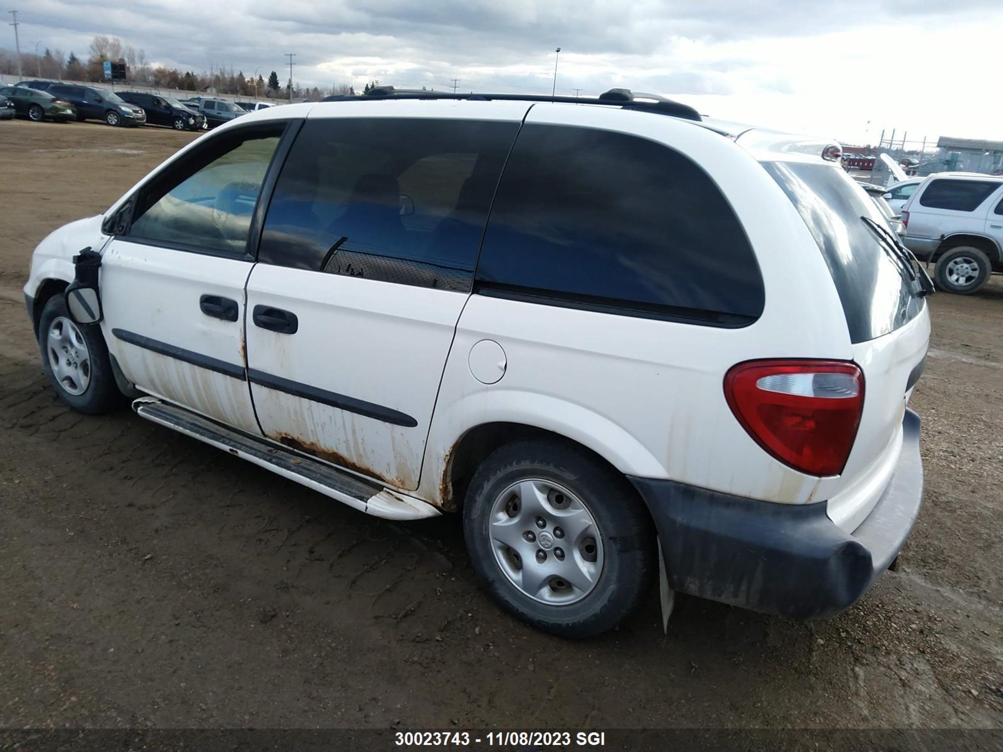 Photo 2 VIN: 1B4GP25R32B669283 - DODGE CARAVAN 