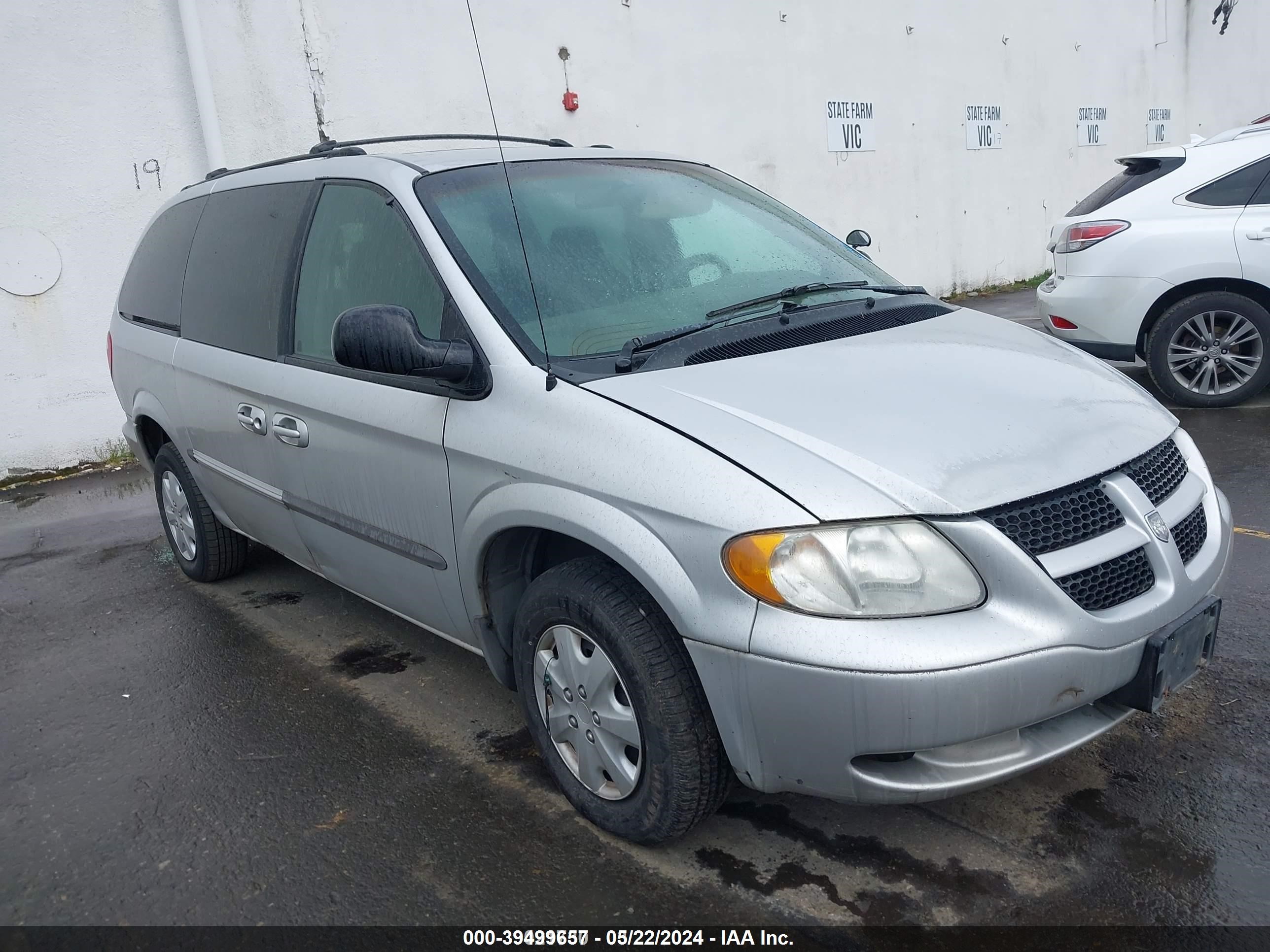 Photo 1 VIN: 1B4GP34342B635999 - DODGE CARAVAN 