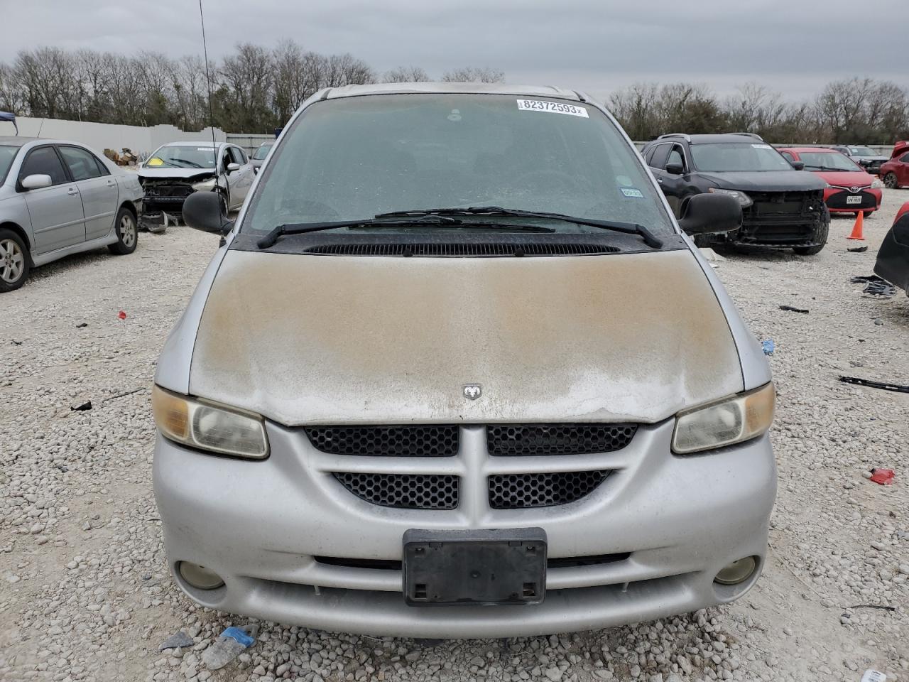 Photo 4 VIN: 1B4GP44G1YB528961 - DODGE CARAVAN 