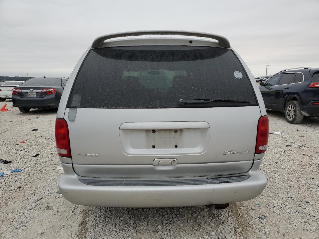 Photo 5 VIN: 1B4GP44G1YB528961 - DODGE CARAVAN 