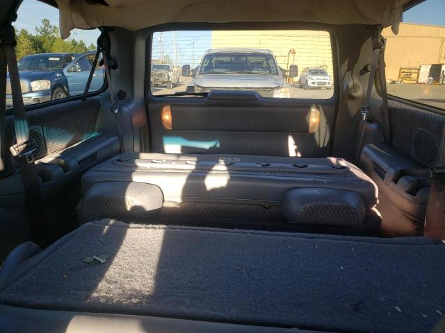 Photo 9 VIN: 1B4GP44G2YB806105 - DODGE CARAVAN 