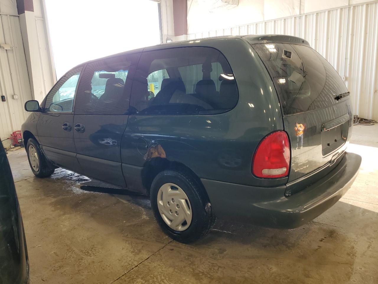 Photo 1 VIN: 1B4GP44G3YB596081 - DODGE CARAVAN 