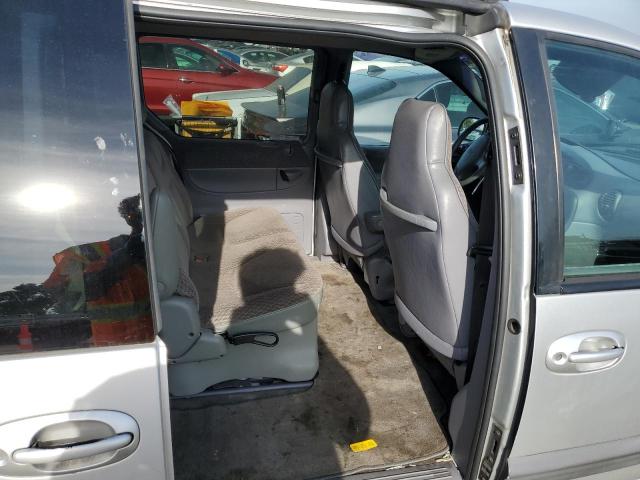 Photo 10 VIN: 1B4GP44G4YB636779 - DODGE CARAVAN 