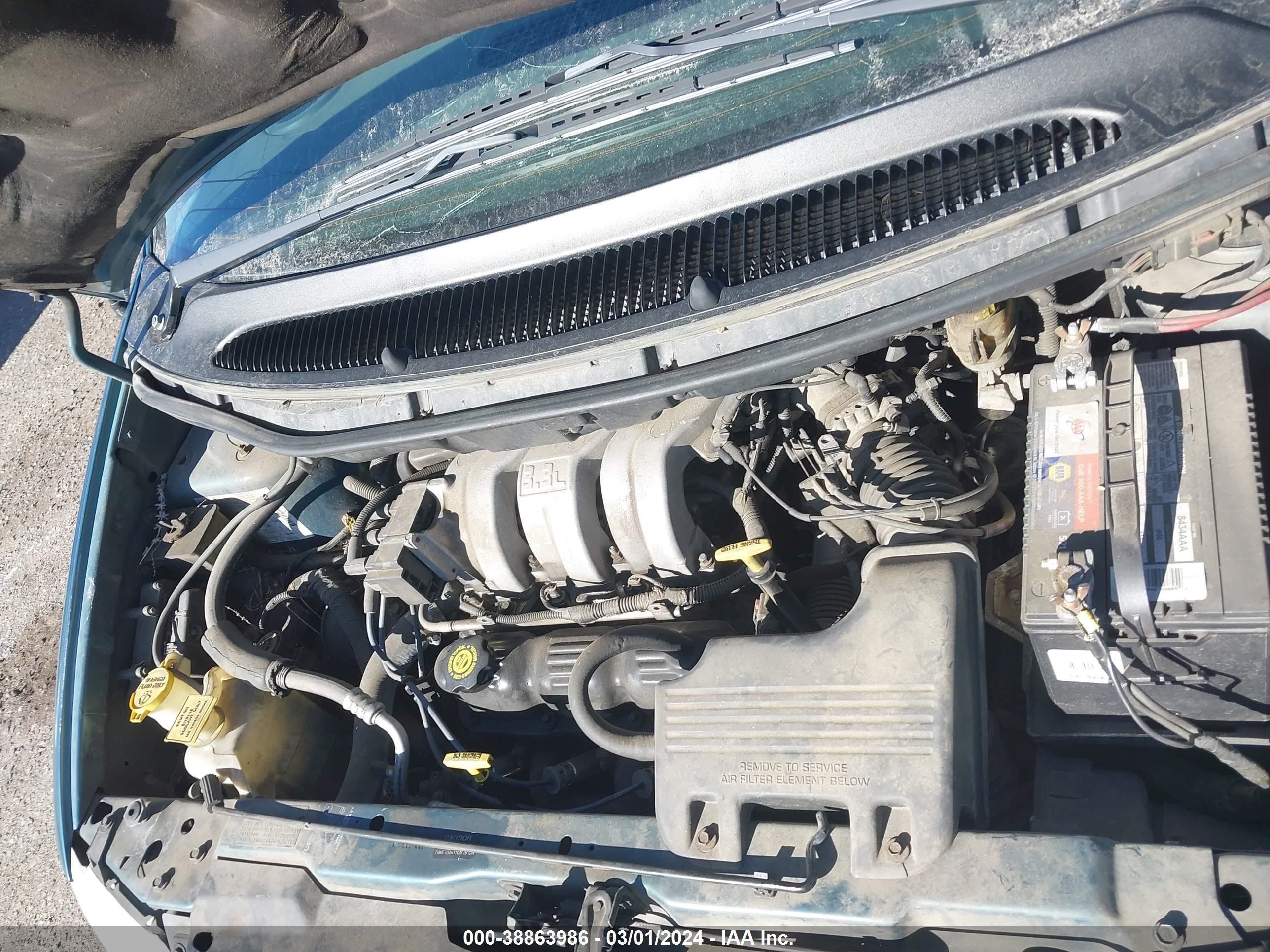 Photo 9 VIN: 1B4GP44G4YB750510 - DODGE CARAVAN 