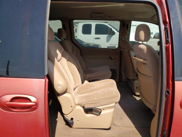 Photo 10 VIN: 1B4GP44R0YB760680 - DODGE CARAVAN 