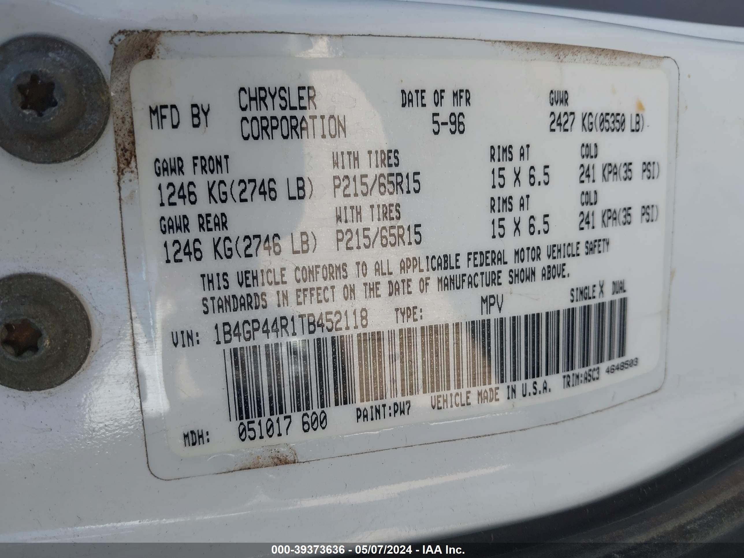 Photo 8 VIN: 1B4GP44R1TB452118 - DODGE CARAVAN 