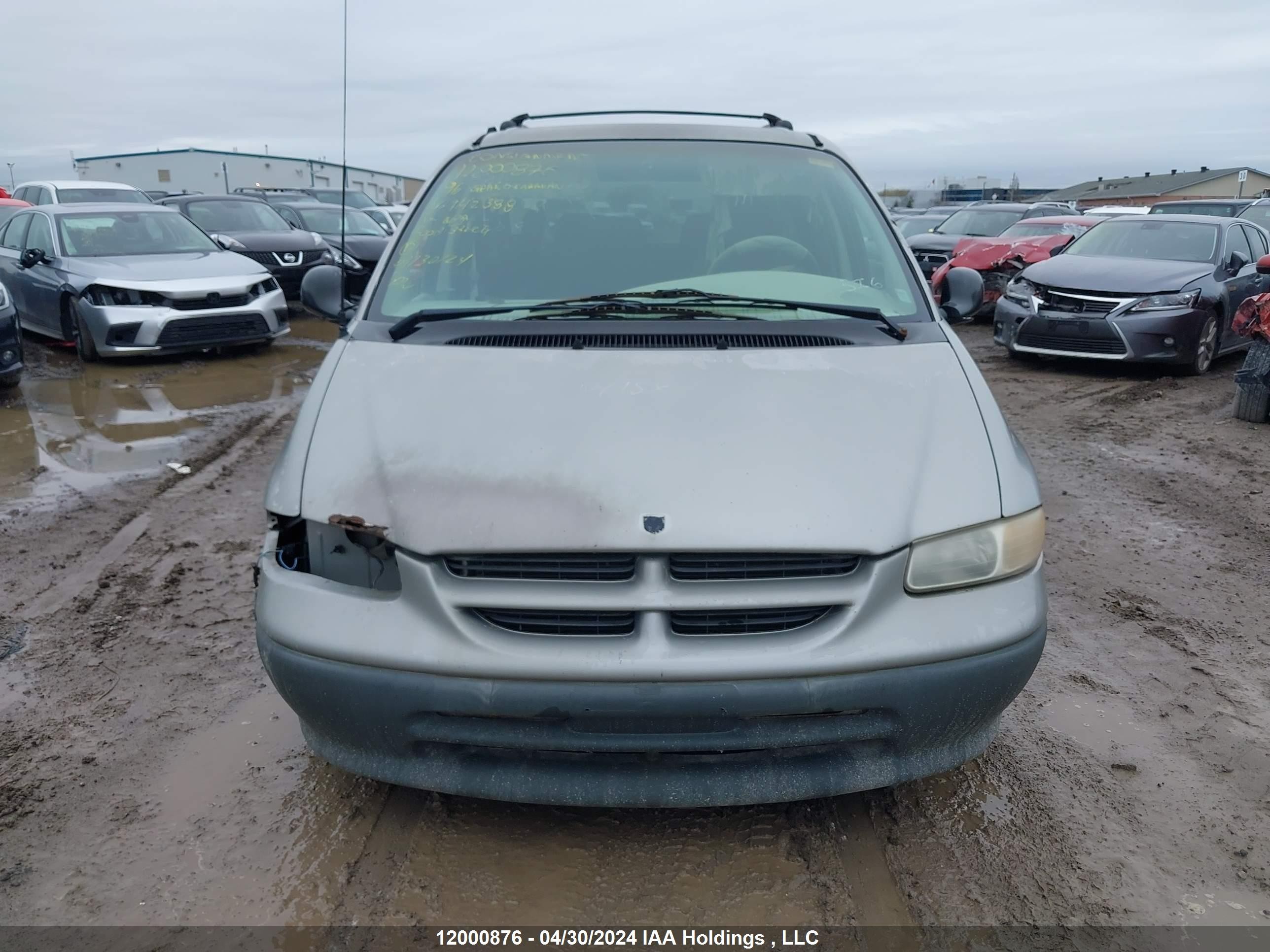 Photo 10 VIN: 1B4GP44R3TB142388 - DODGE CARAVAN 