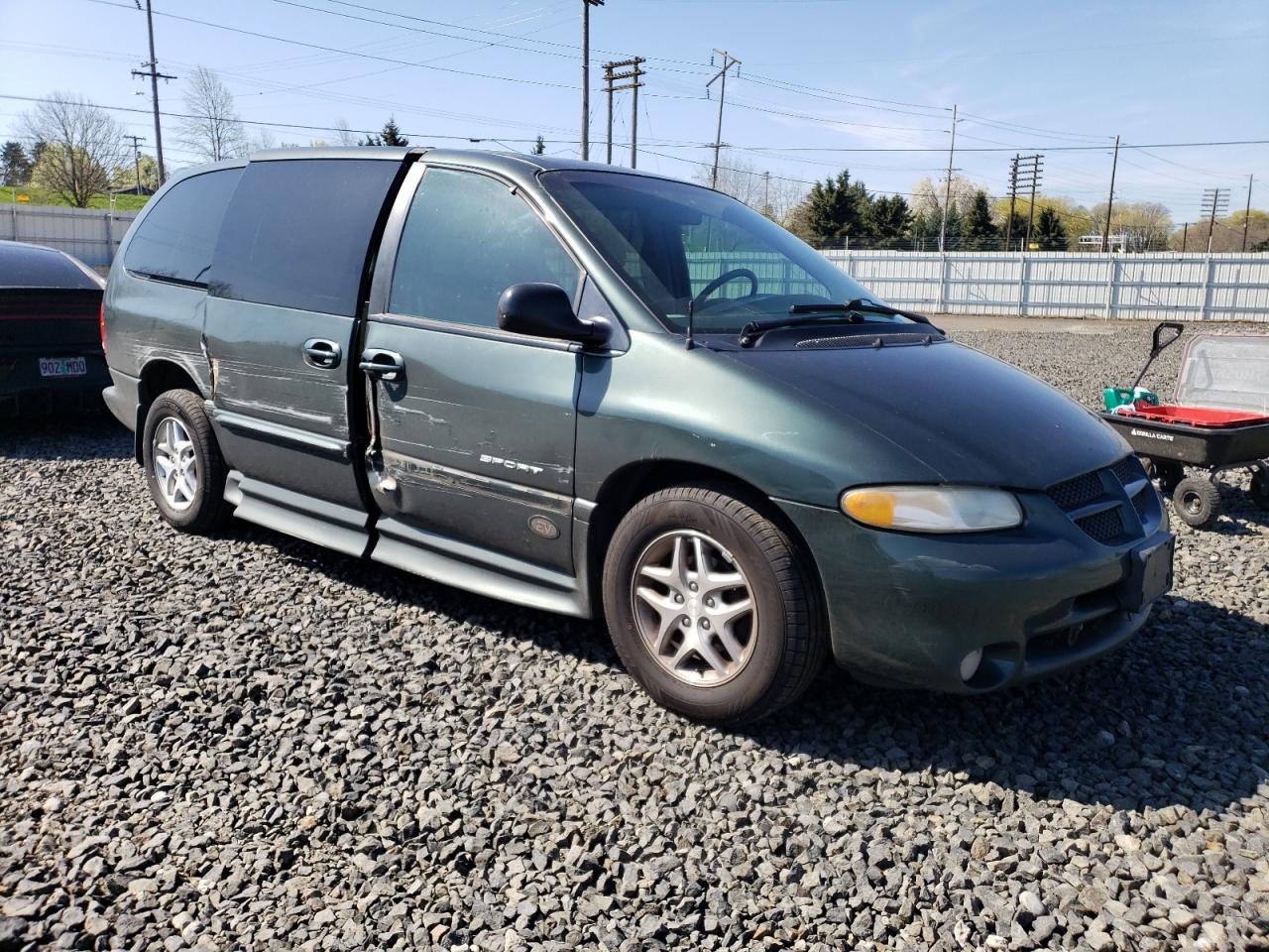 Photo 3 VIN: 1B4GP44R4YB763792 - DODGE CARAVAN 