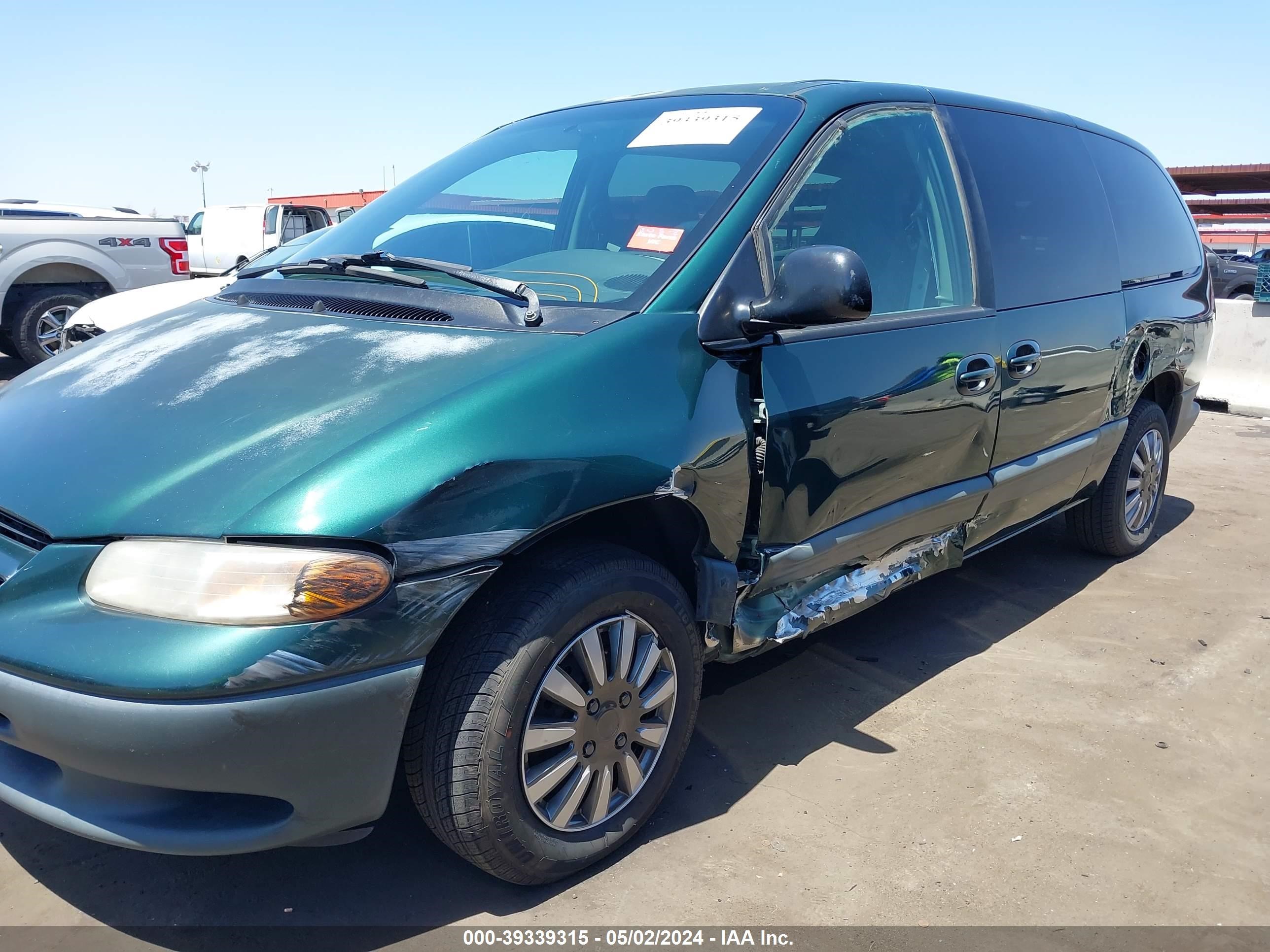 Photo 5 VIN: 1B4GP44R6XB851404 - DODGE CARAVAN 