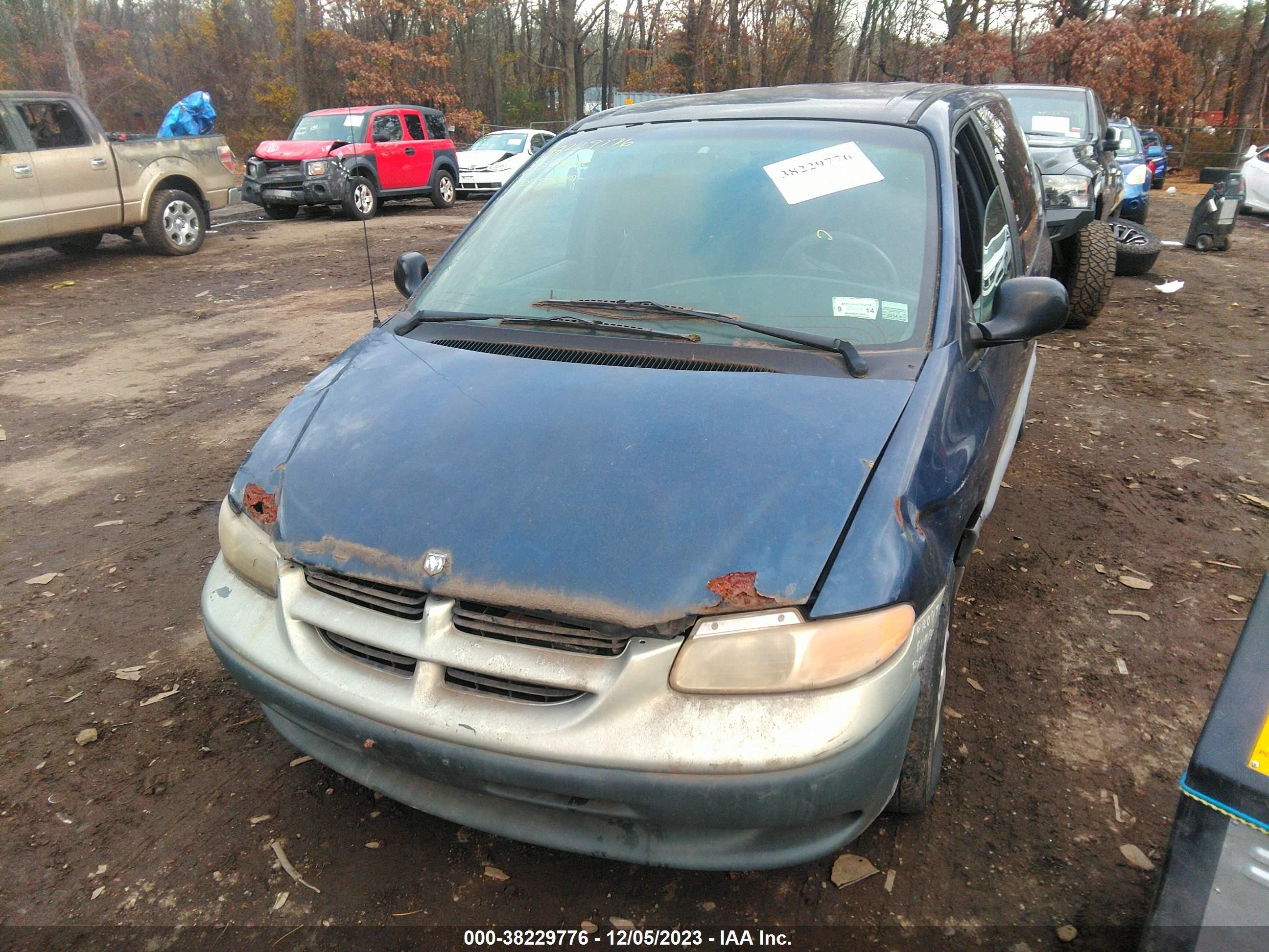 Photo 5 VIN: 1B4GP45G7YB591299 - DODGE CARAVAN 