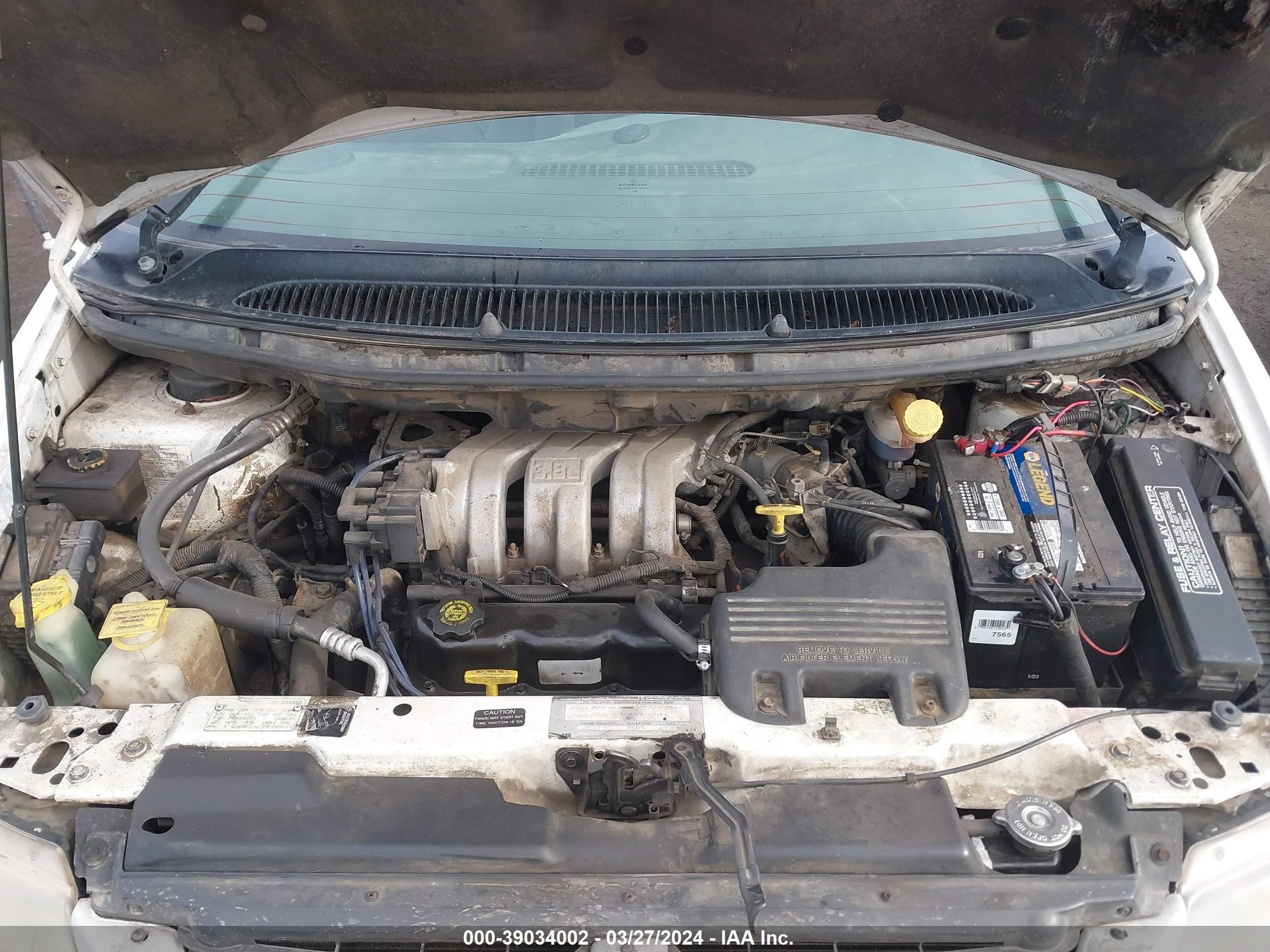 Photo 9 VIN: 1B4GP54L7WB518435 - DODGE CARAVAN 