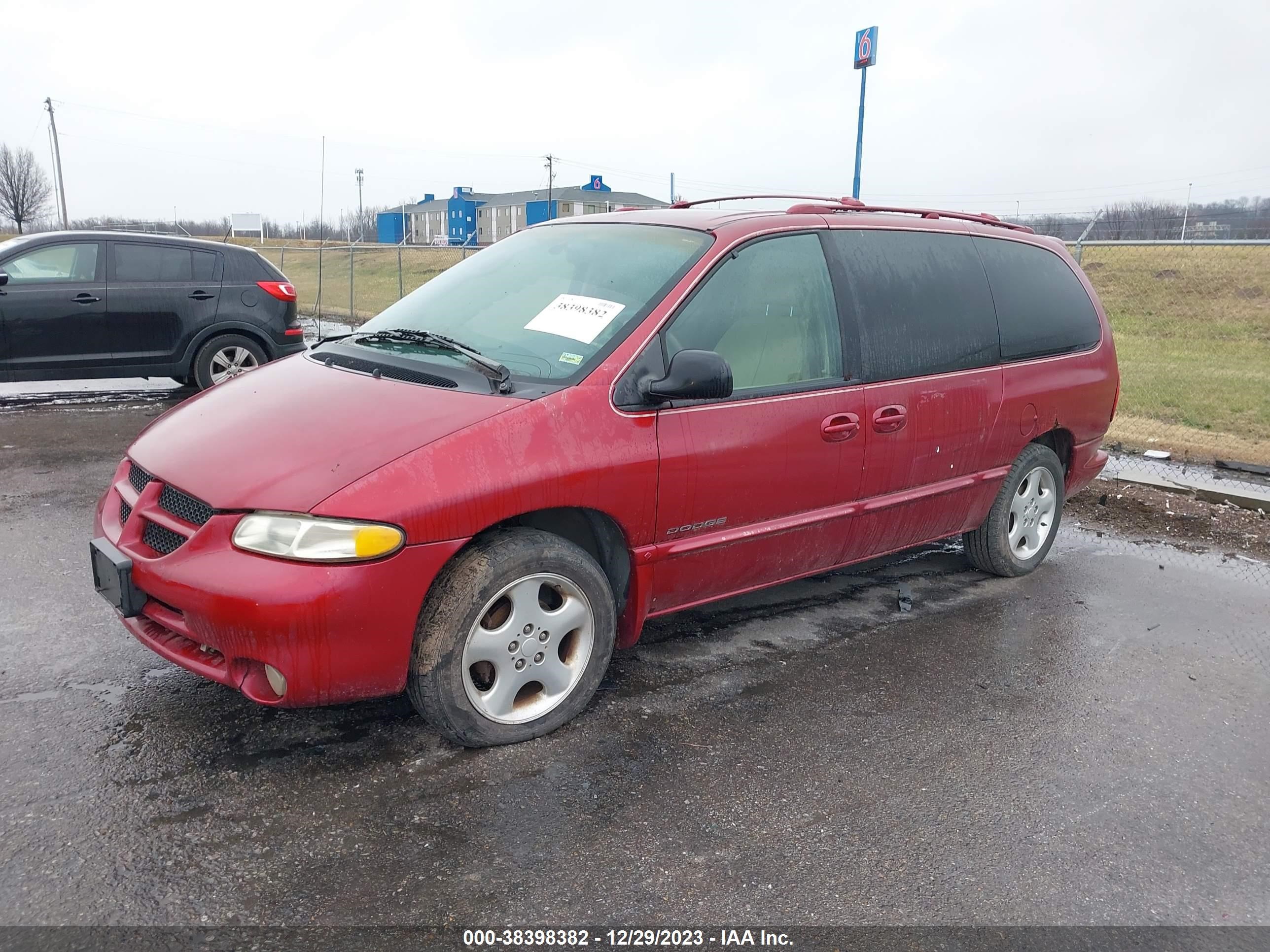 Photo 1 VIN: 1B4GP74L9XB804042 - DODGE CARAVAN 