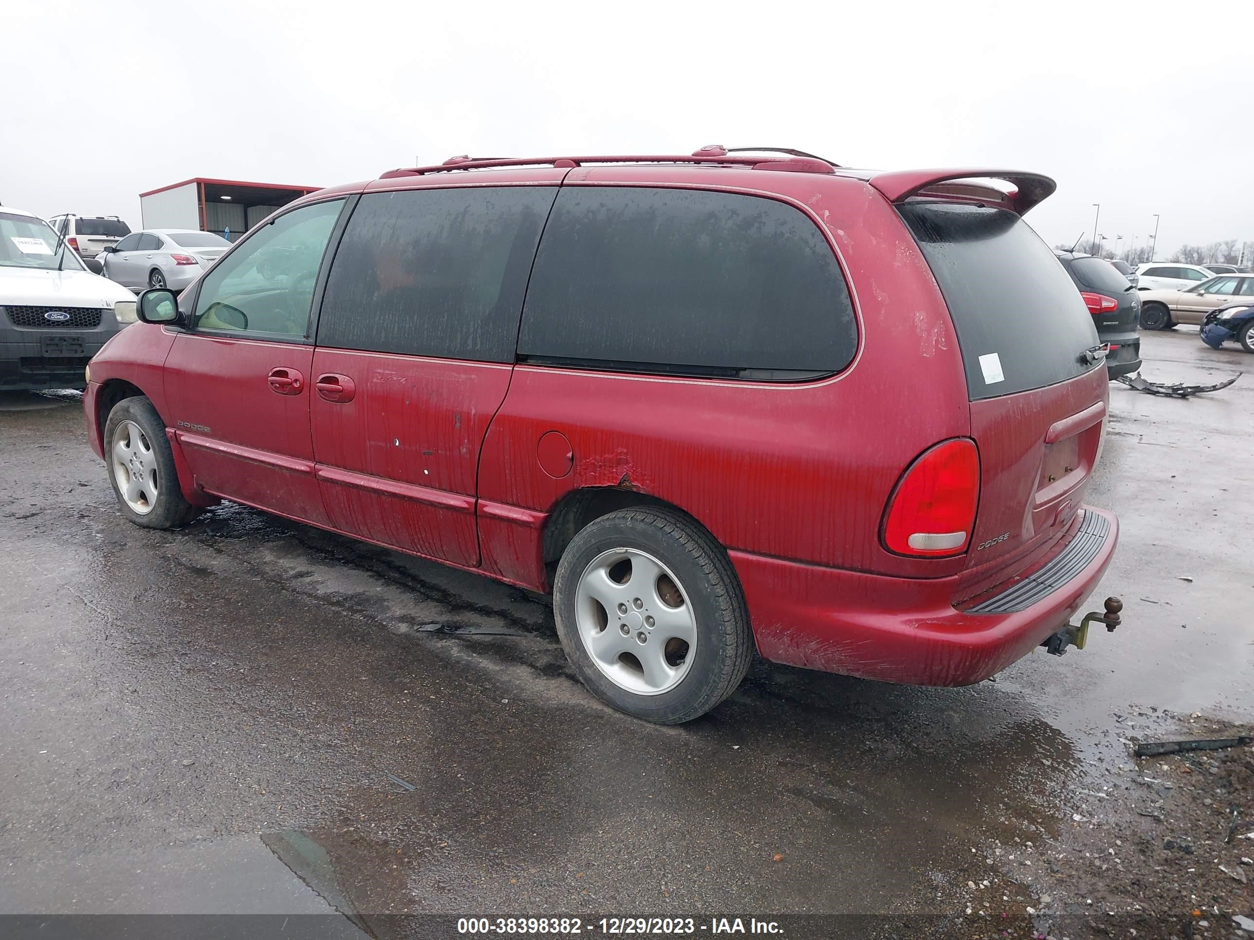 Photo 2 VIN: 1B4GP74L9XB804042 - DODGE CARAVAN 