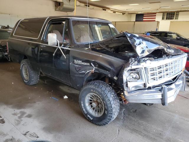 Photo 3 VIN: 1B4GW12W6FS694787 - DODGE RAMCHARGER 