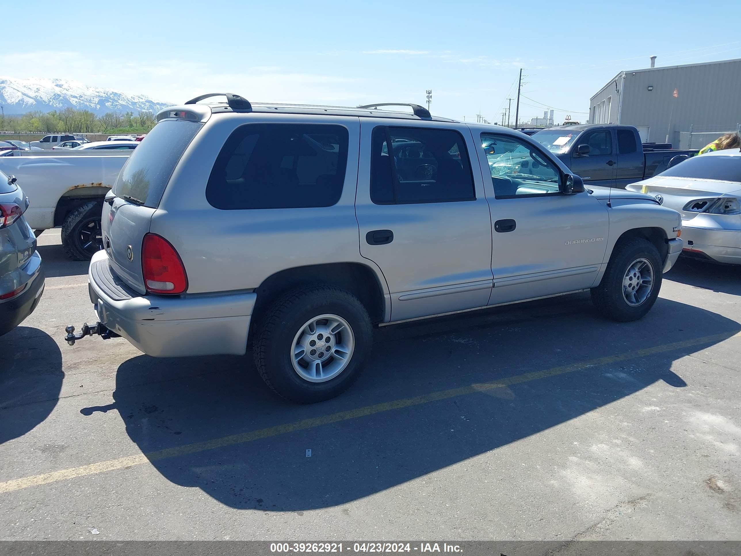 Photo 3 VIN: 1B4HR28Y5YF107002 - DODGE DURANGO 