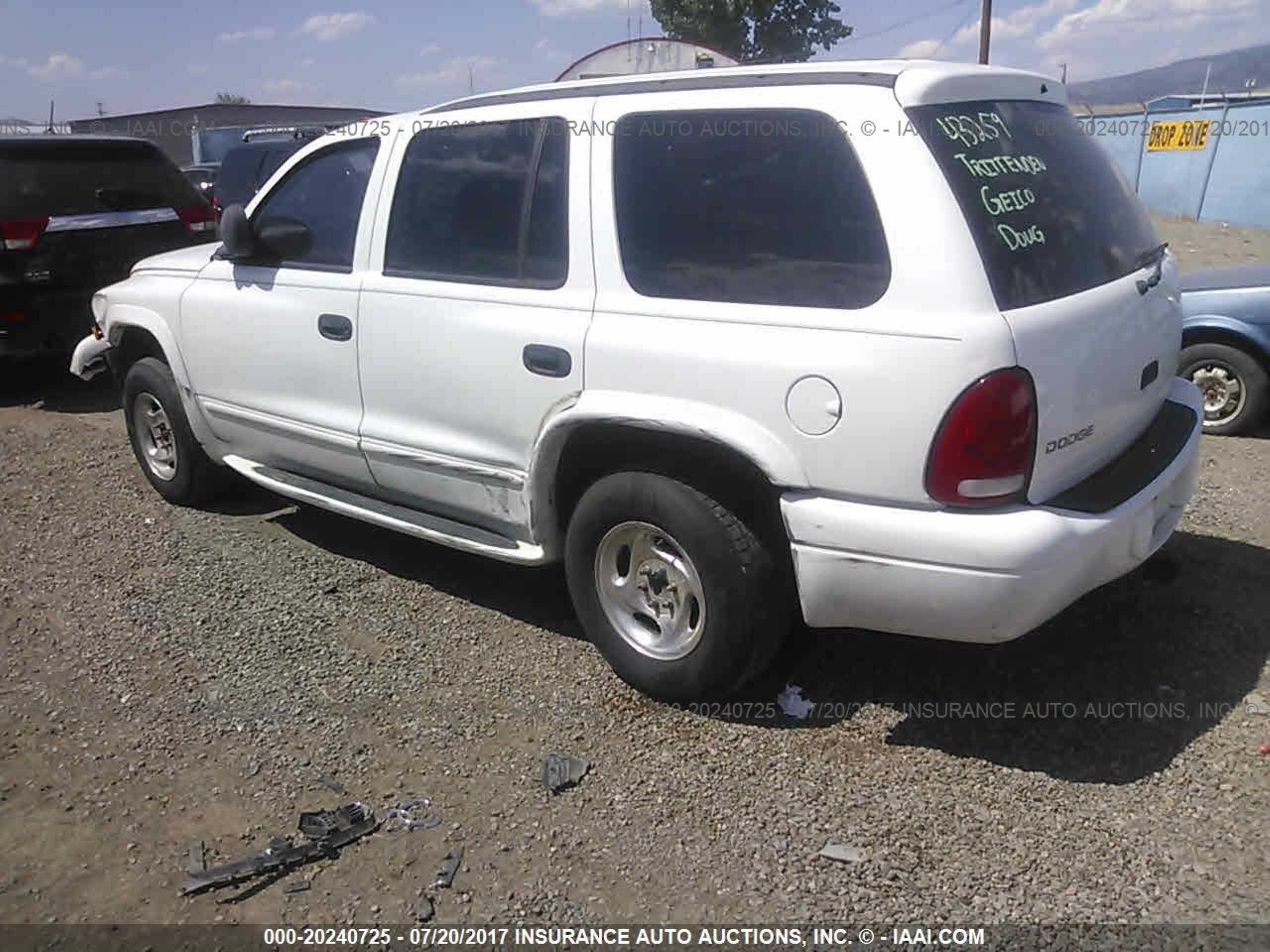 Photo 2 VIN: 1B4HS28Y1XF562268 - DODGE DURANGO 