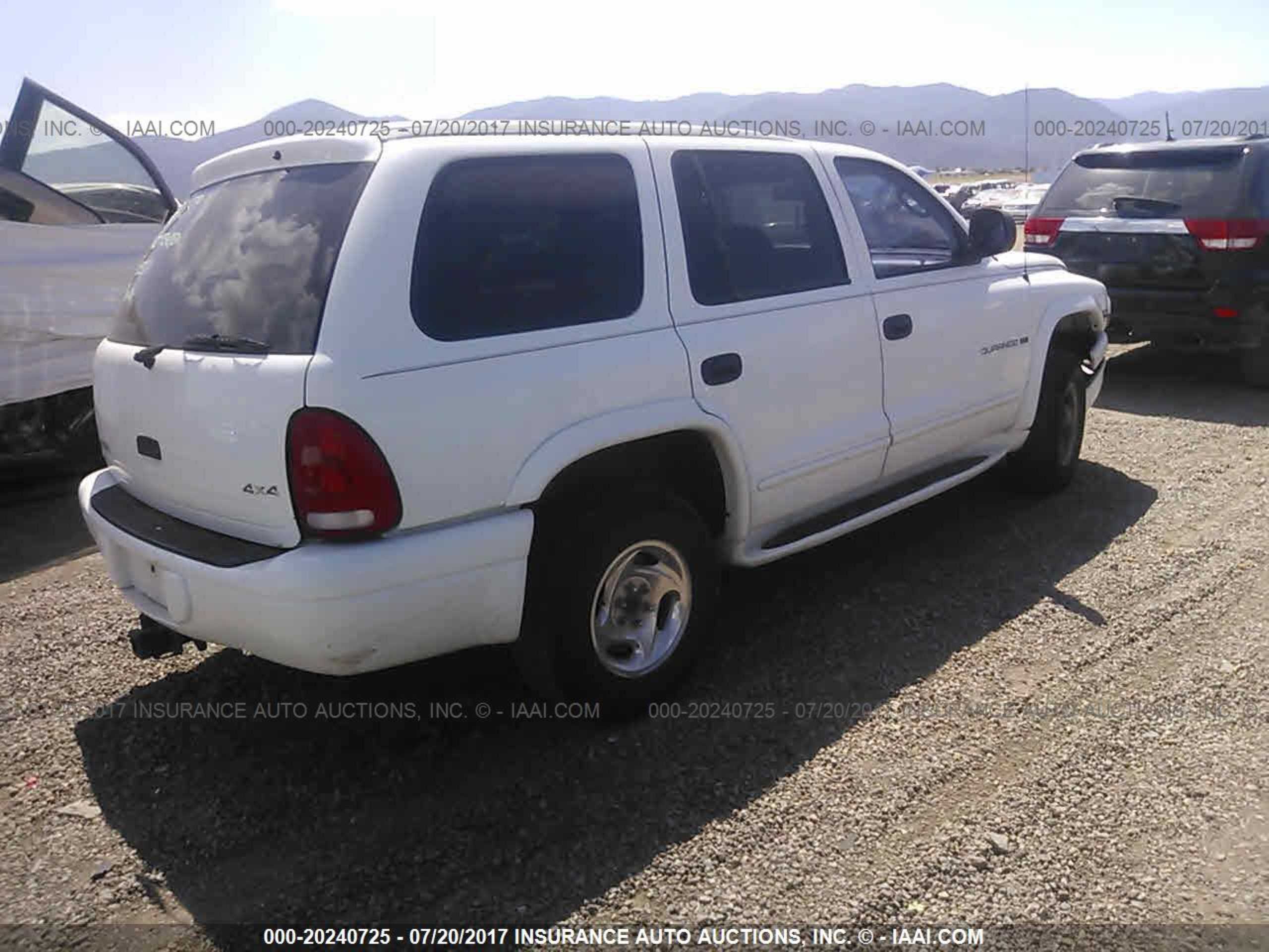 Photo 3 VIN: 1B4HS28Y1XF562268 - DODGE DURANGO 