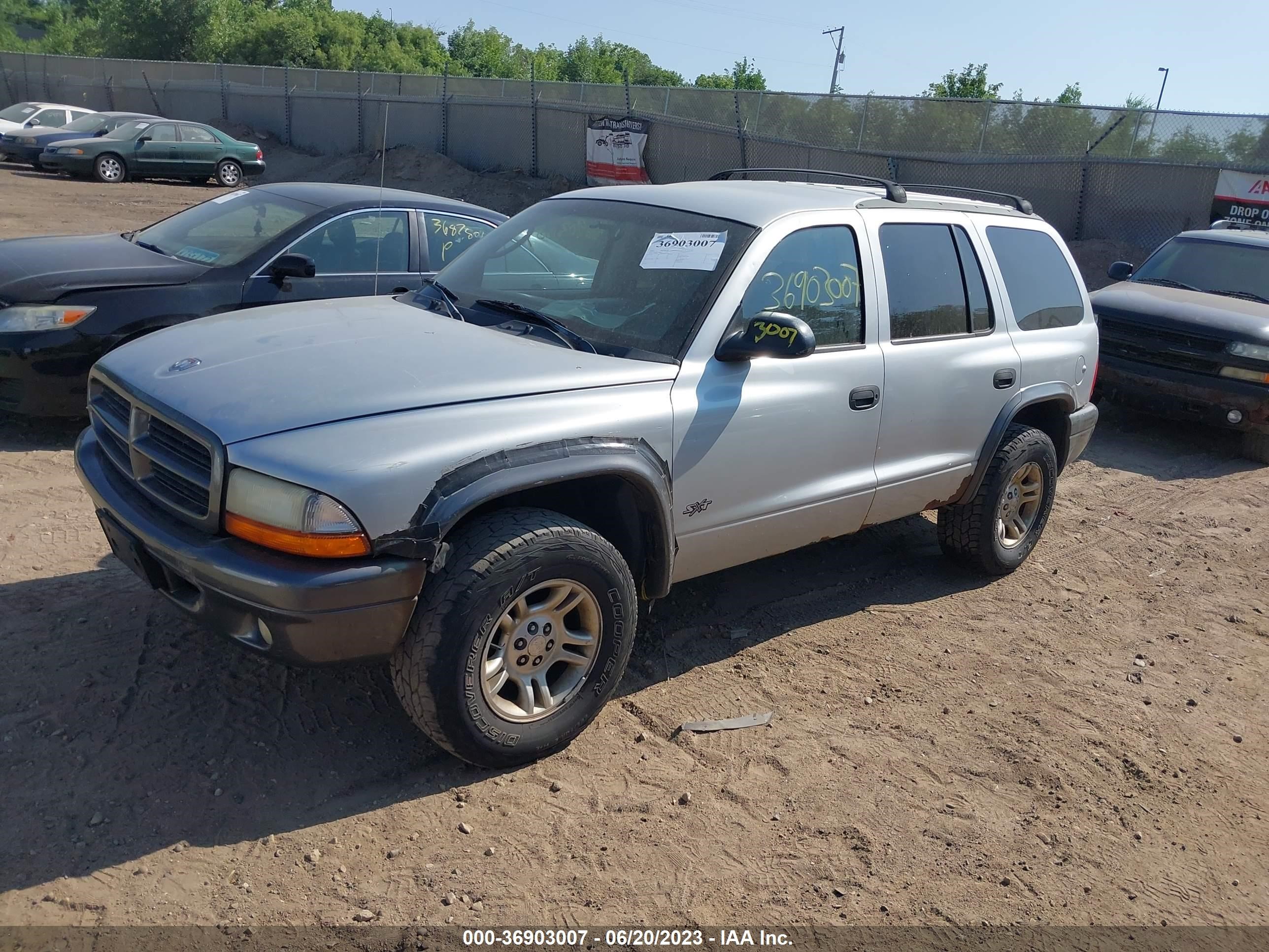 Photo 1 VIN: 1B4HS38N82F128501 - DODGE DURANGO 