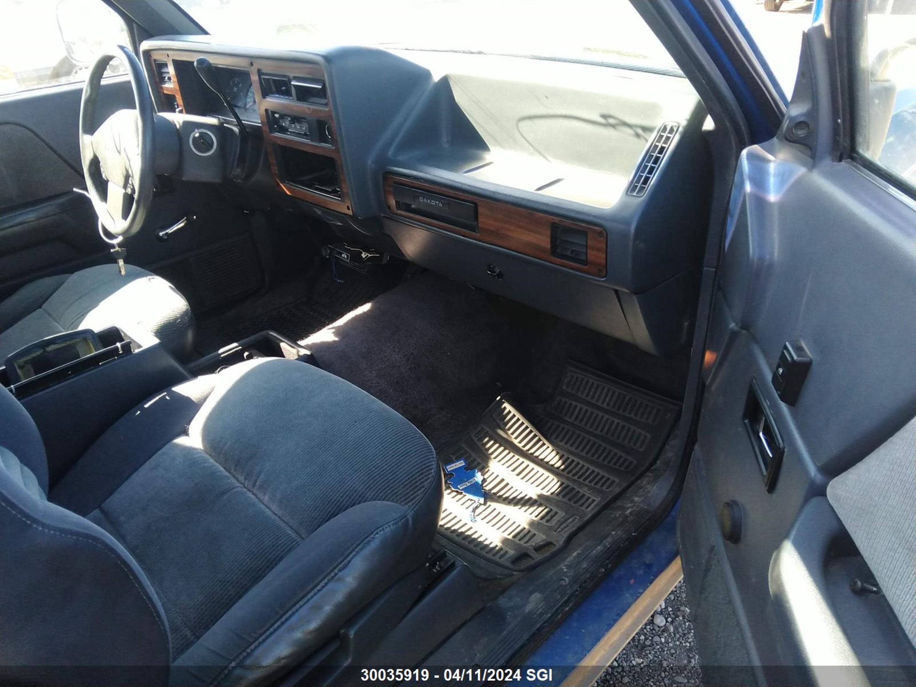 Photo 4 VIN: 1B7FL23X2PS148266 - DODGE DAKOTA 