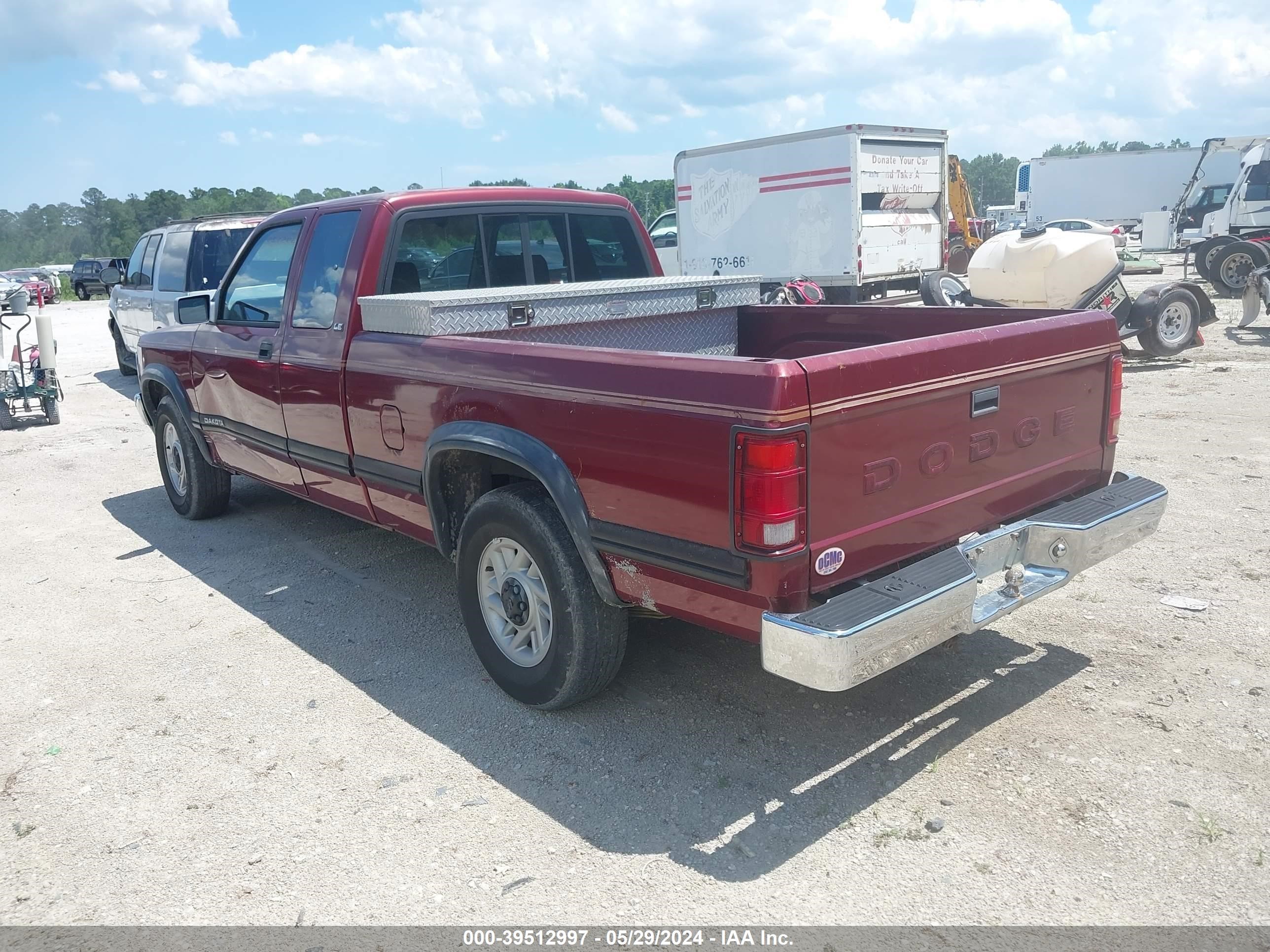 Photo 2 VIN: 1B7FL23X9PS209919 - DODGE DAKOTA 