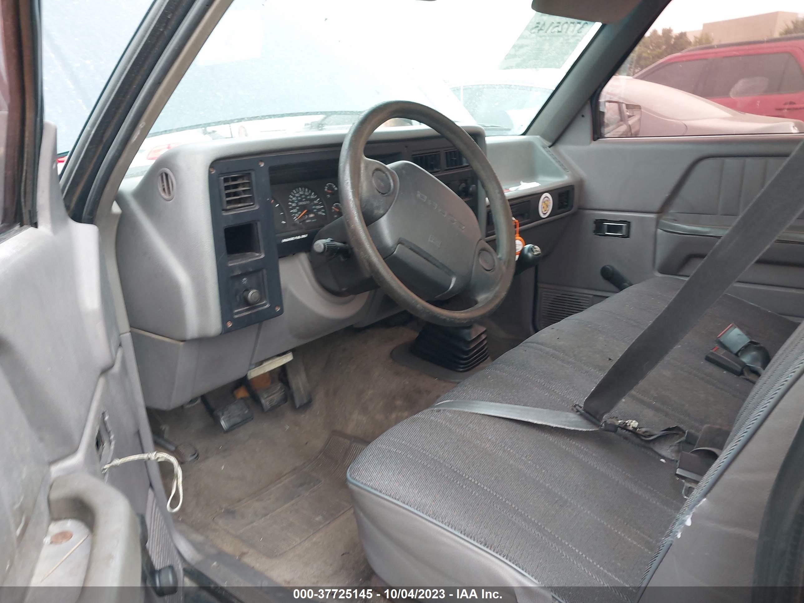 Photo 4 VIN: 1B7FL26G8SW936868 - DODGE DAKOTA 