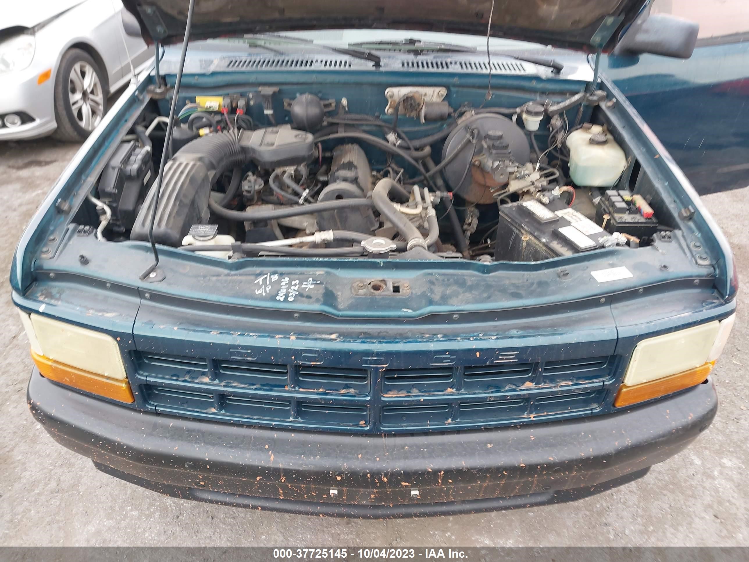 Photo 9 VIN: 1B7FL26G8SW936868 - DODGE DAKOTA 