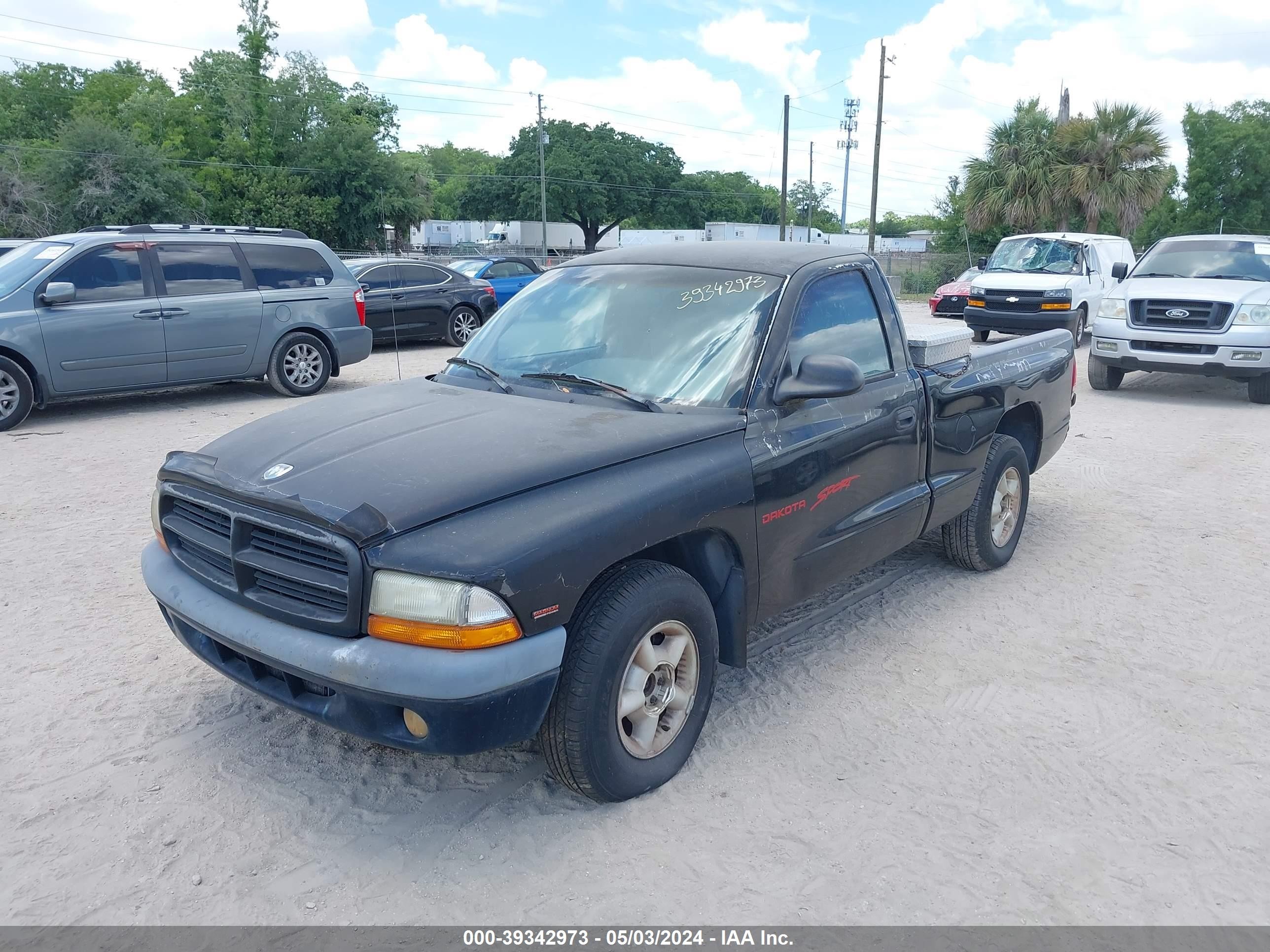 Photo 1 VIN: 1B7FL26P7WS693874 - DODGE DAKOTA 