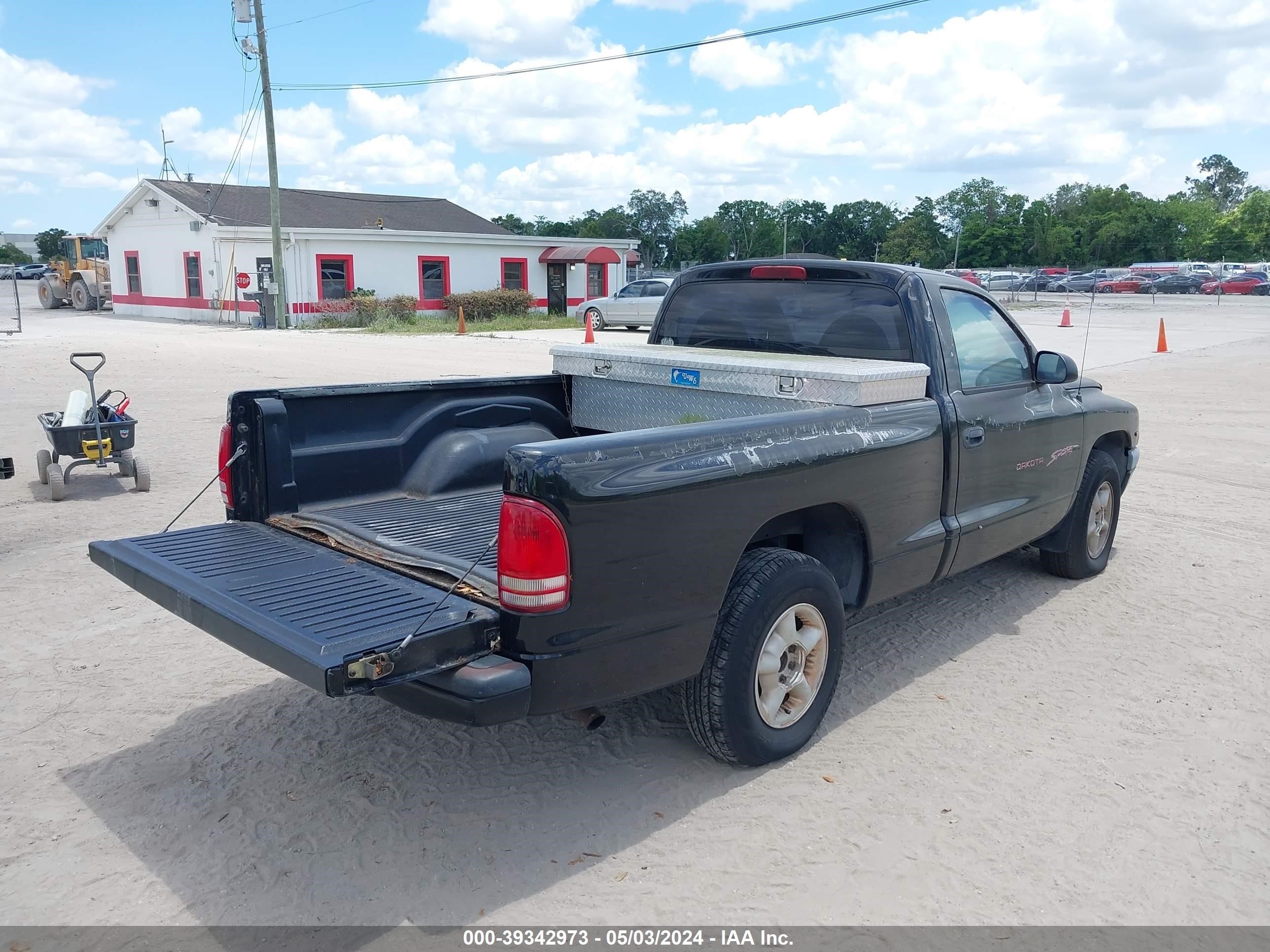 Photo 3 VIN: 1B7FL26P7WS693874 - DODGE DAKOTA 