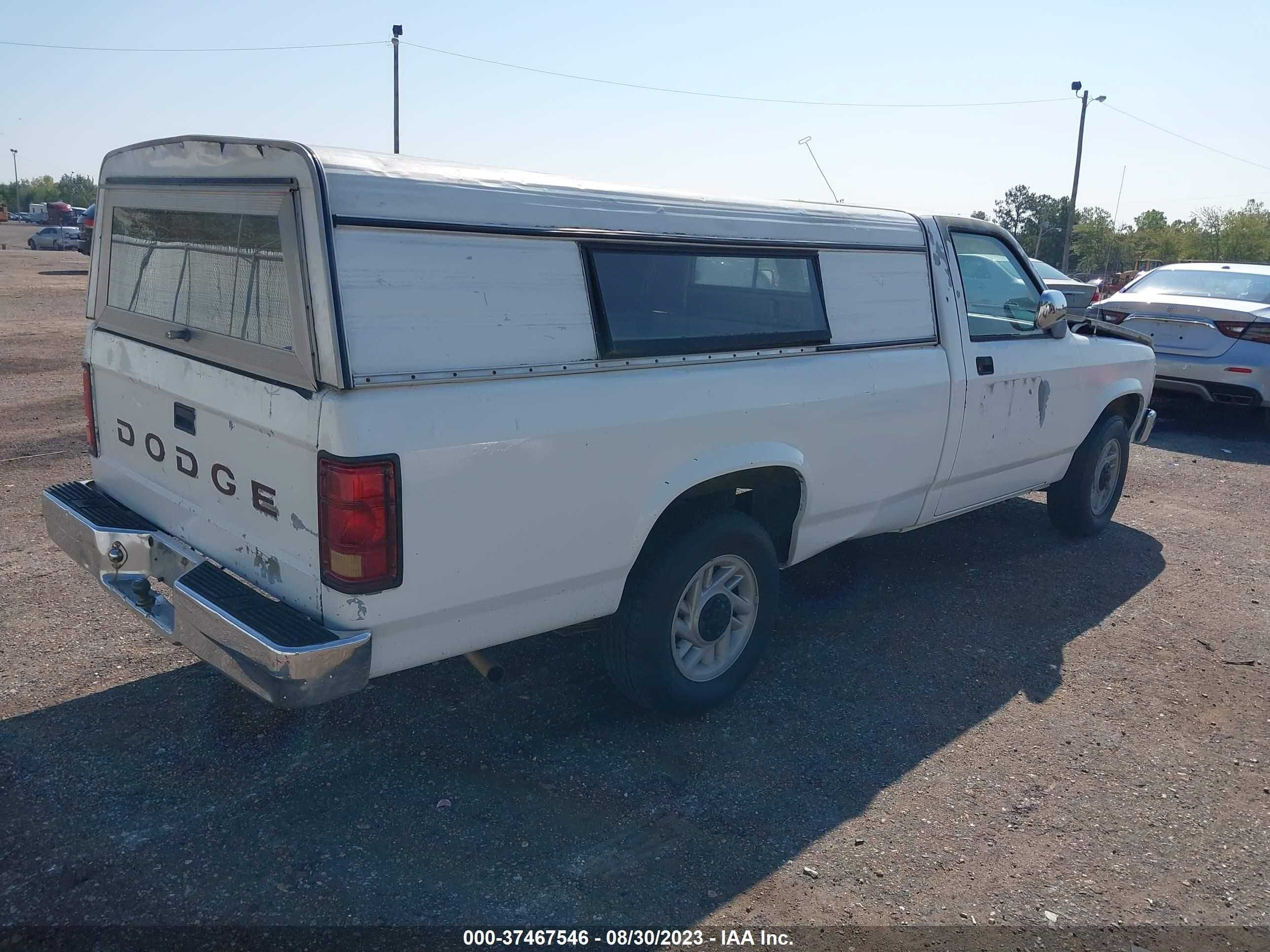 Photo 3 VIN: 1B7FL26X7NS666611 - DODGE DAKOTA 