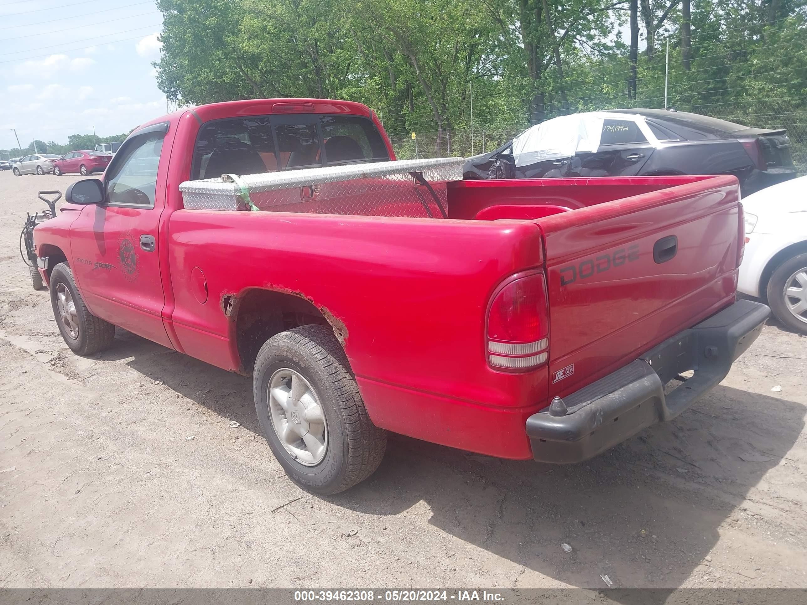 Photo 2 VIN: 1B7FL26X9VS113278 - DODGE DAKOTA 