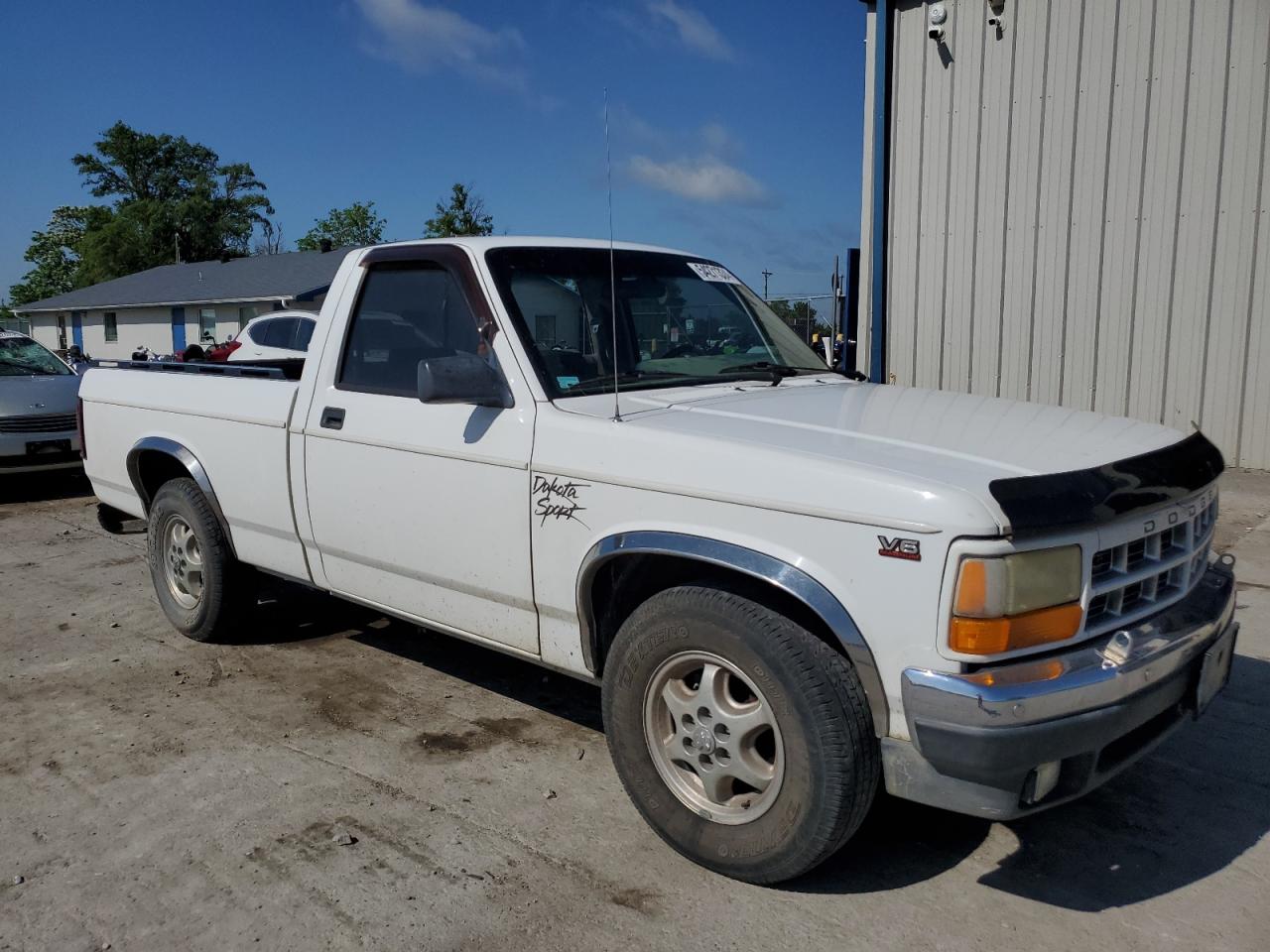 Photo 3 VIN: 1B7FL26XXRW137961 - DODGE DAKOTA 