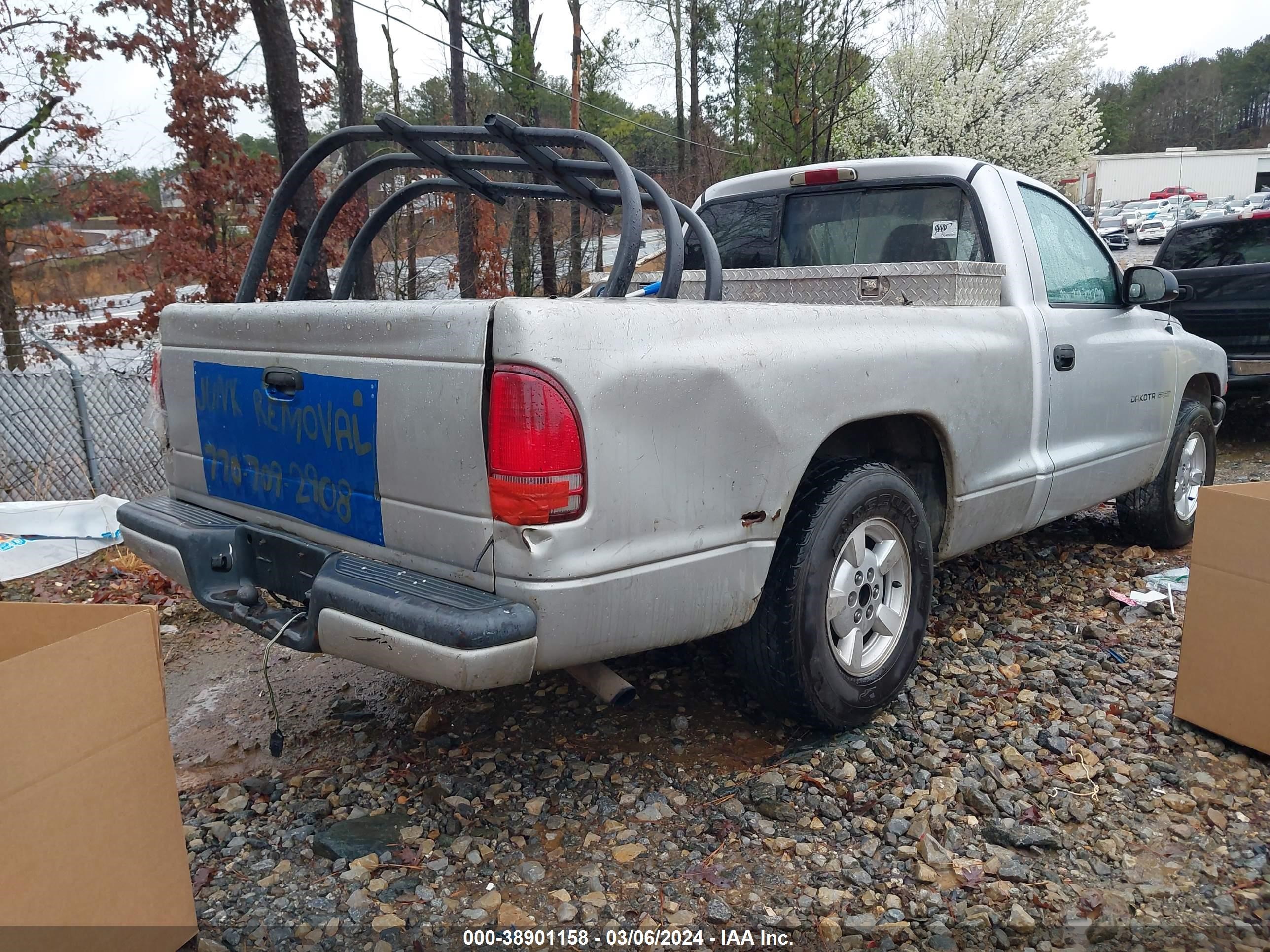 Photo 3 VIN: 1B7FL36X52S561602 - DODGE DAKOTA 