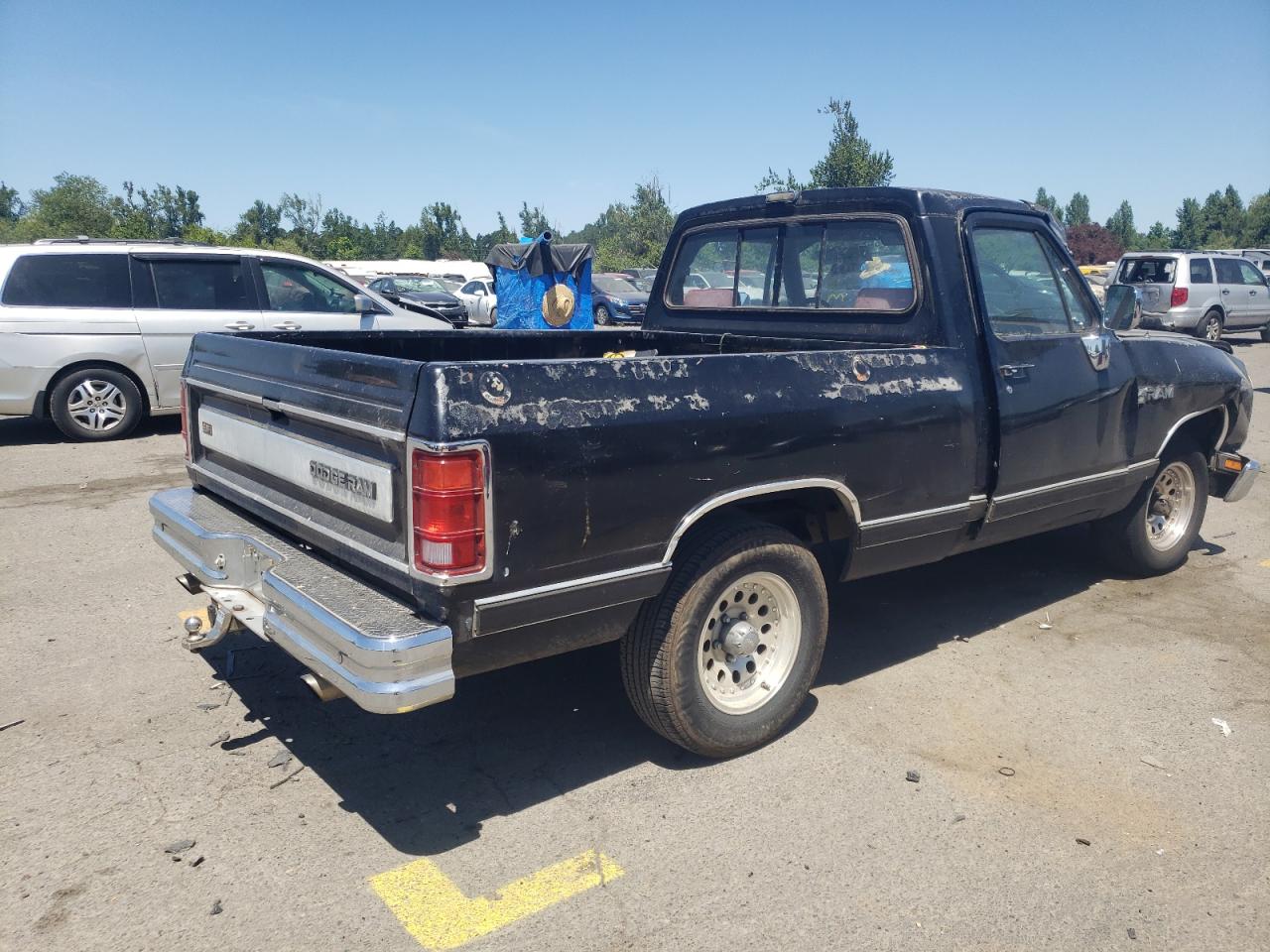 Photo 2 VIN: 1B7GE16Z9LS693591 - DODGE D150 