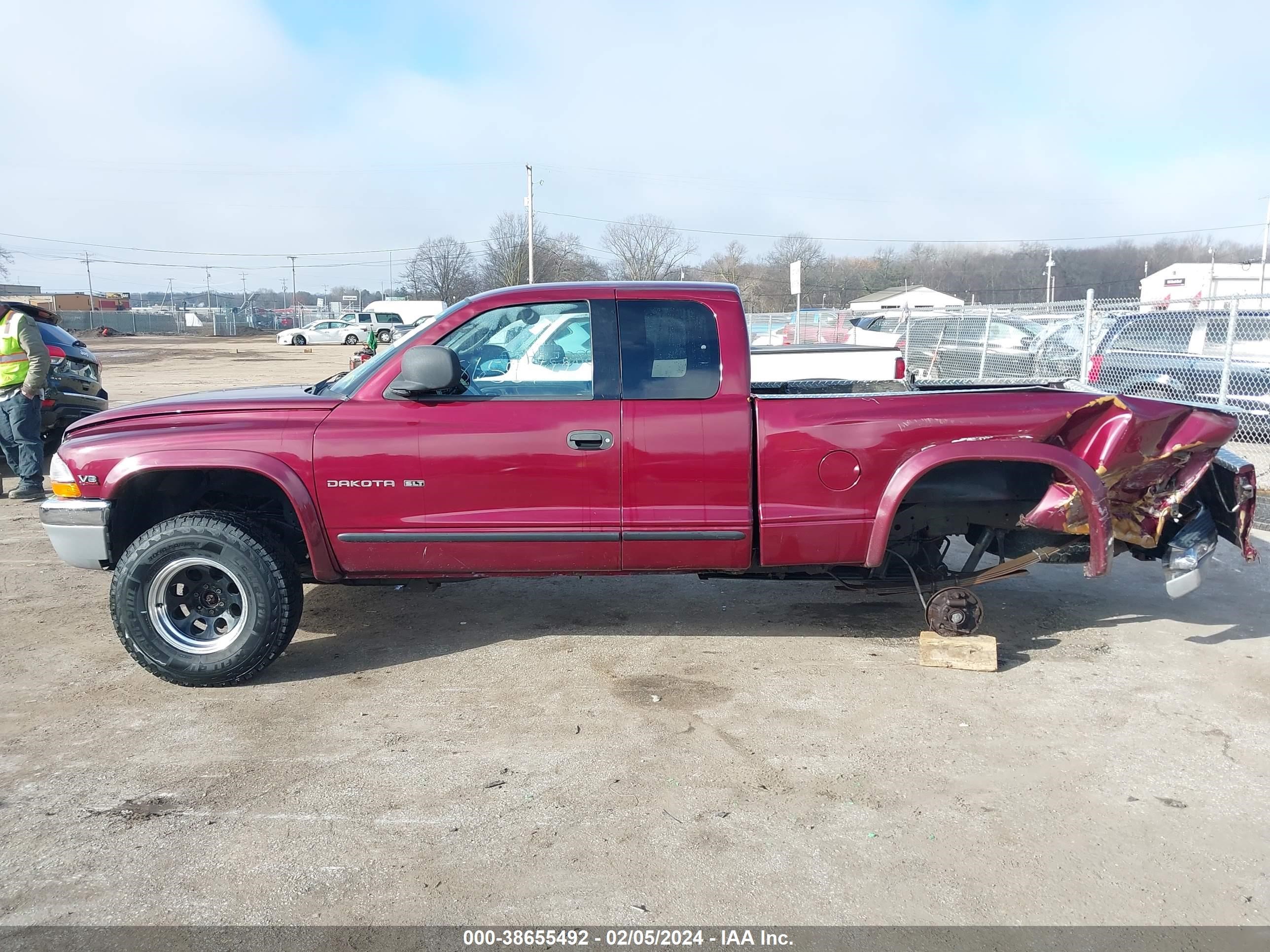 Photo 13 VIN: 1B7GG22N2YS700973 - DODGE DAKOTA 