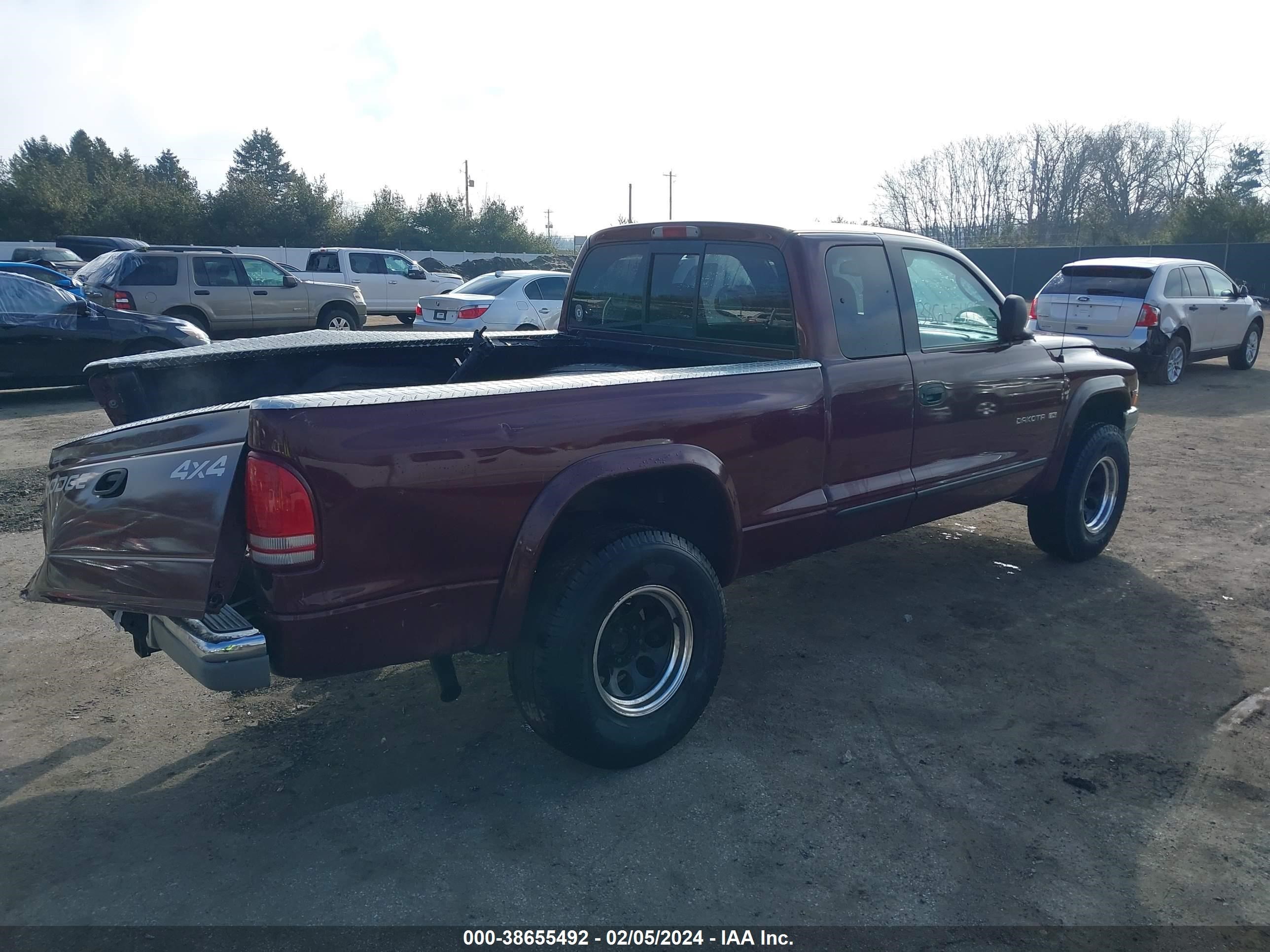 Photo 3 VIN: 1B7GG22N2YS700973 - DODGE DAKOTA 