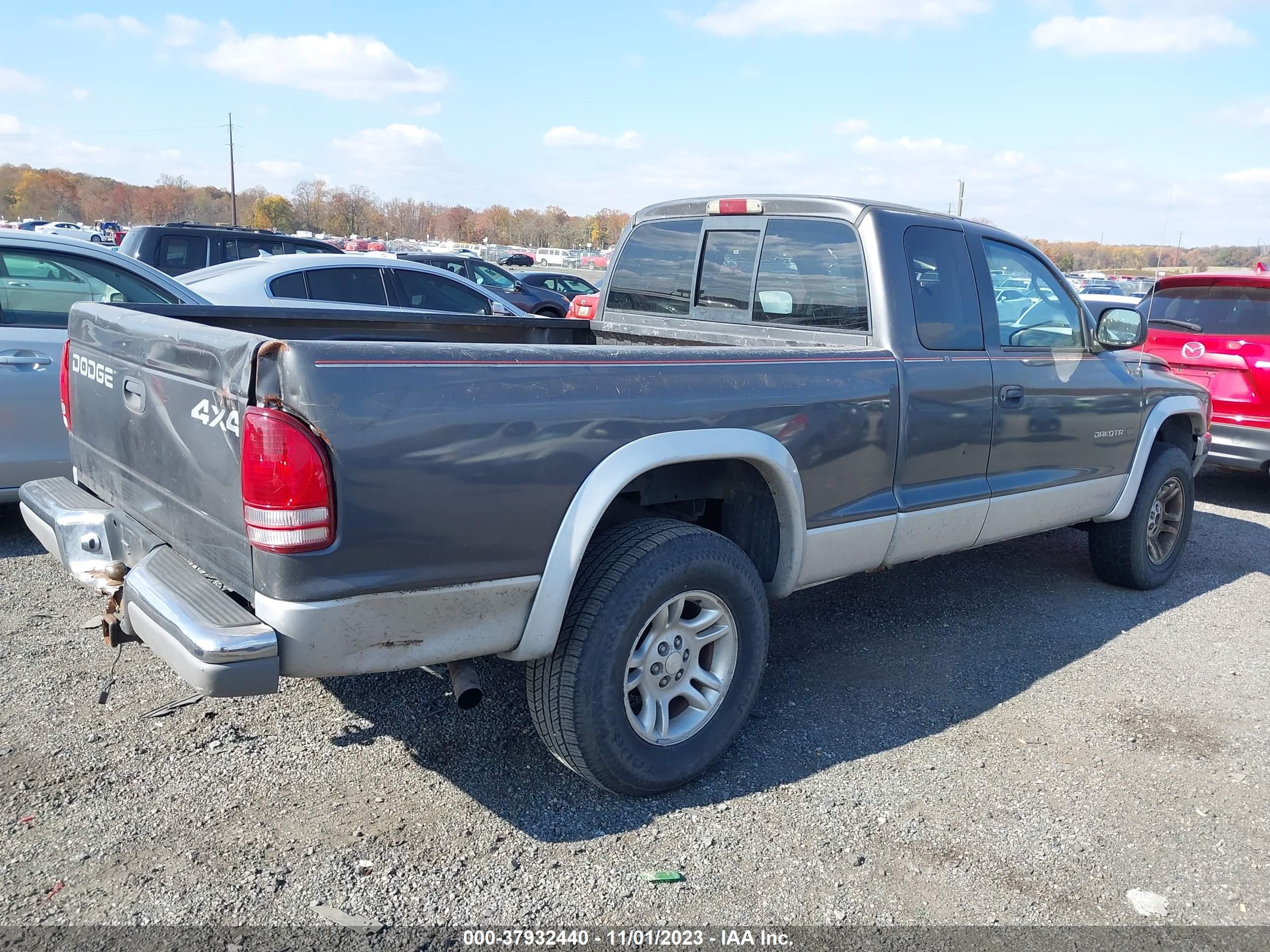 Photo 3 VIN: 1B7GG22N41S347142 - DODGE DAKOTA 