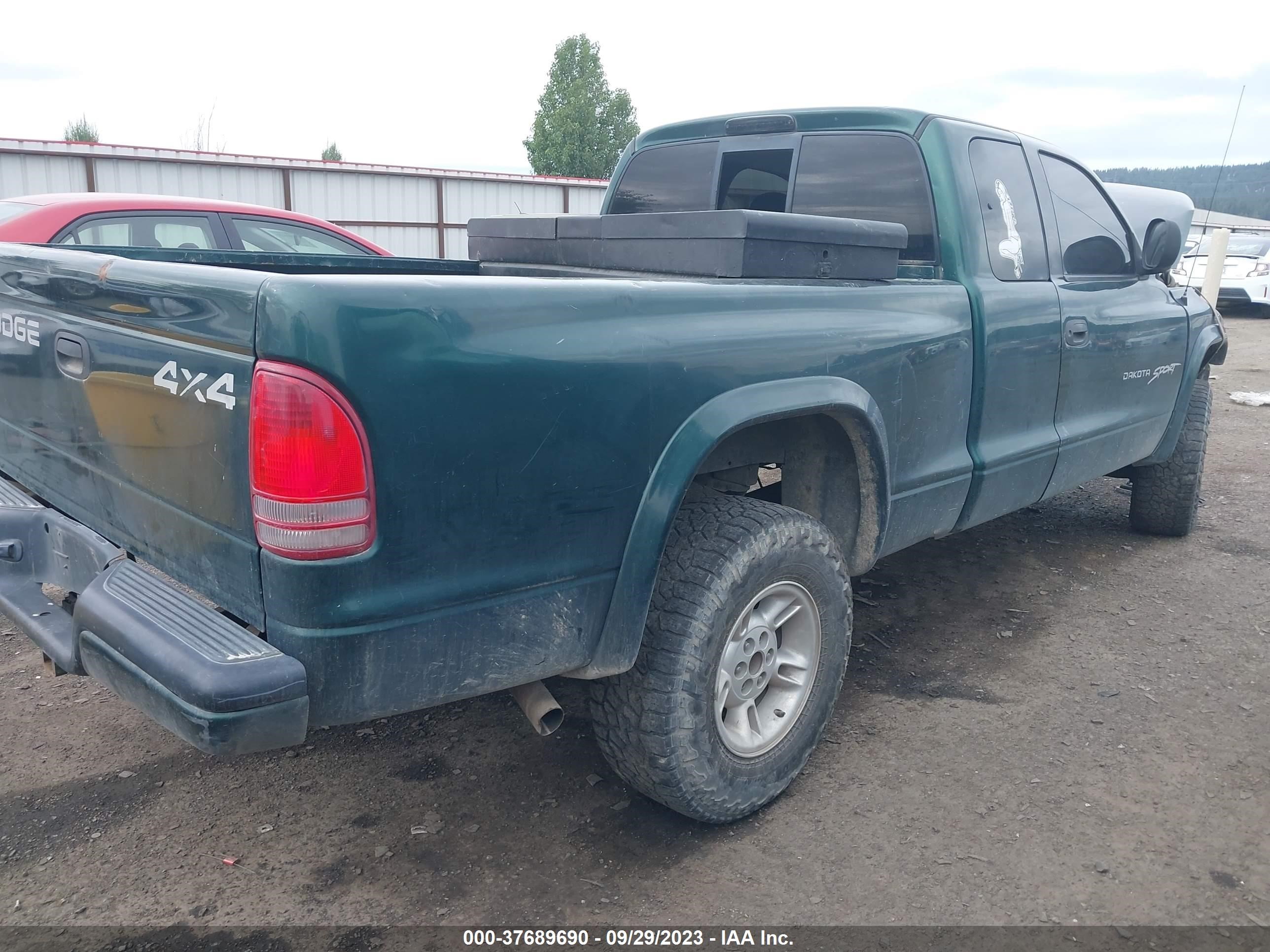 Photo 3 VIN: 1B7GG22N7YS583603 - DODGE DAKOTA 