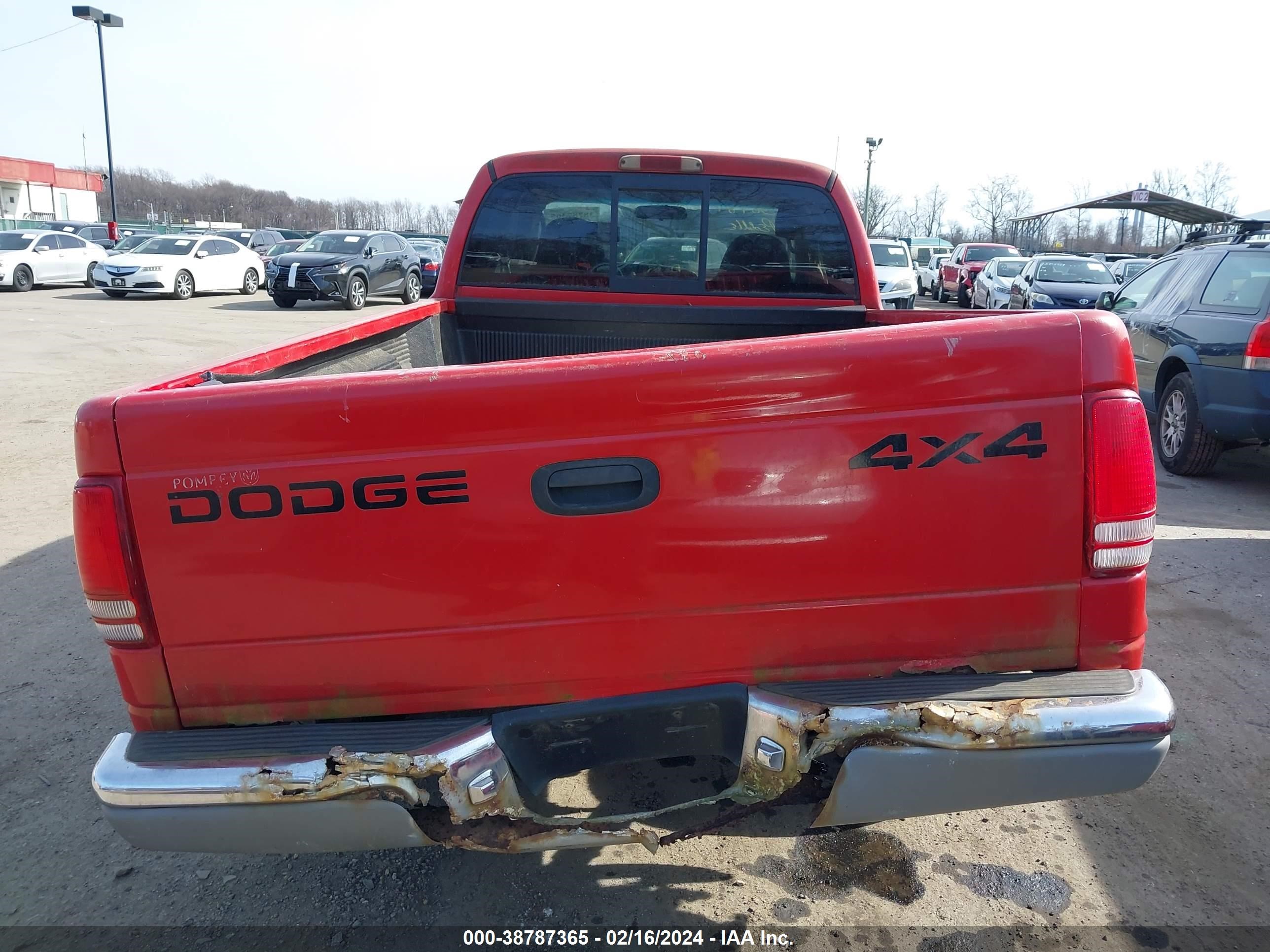 Photo 13 VIN: 1B7GG22N7YS704047 - DODGE DAKOTA 