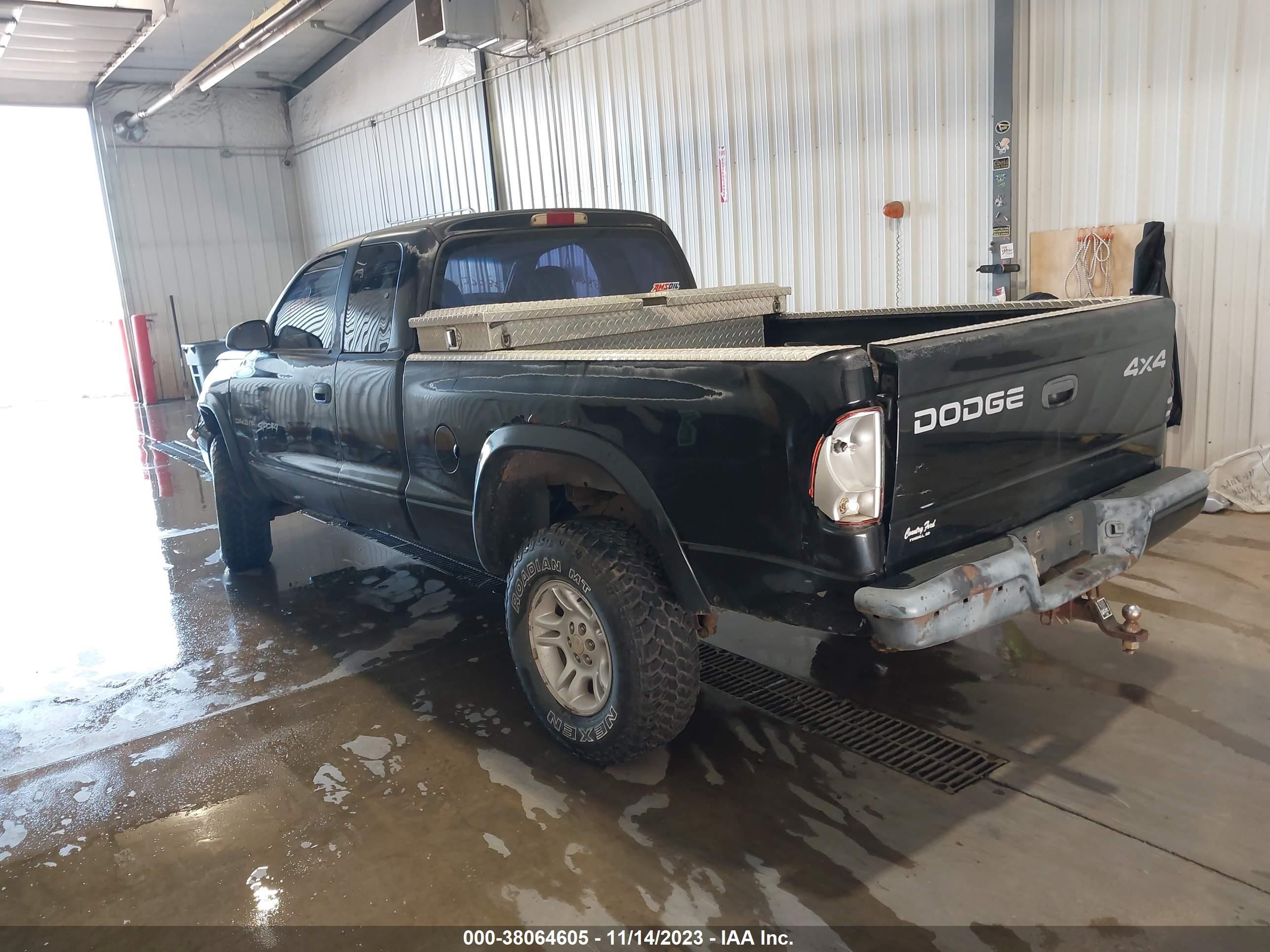 Photo 2 VIN: 1B7GG22N81S134355 - DODGE DAKOTA 