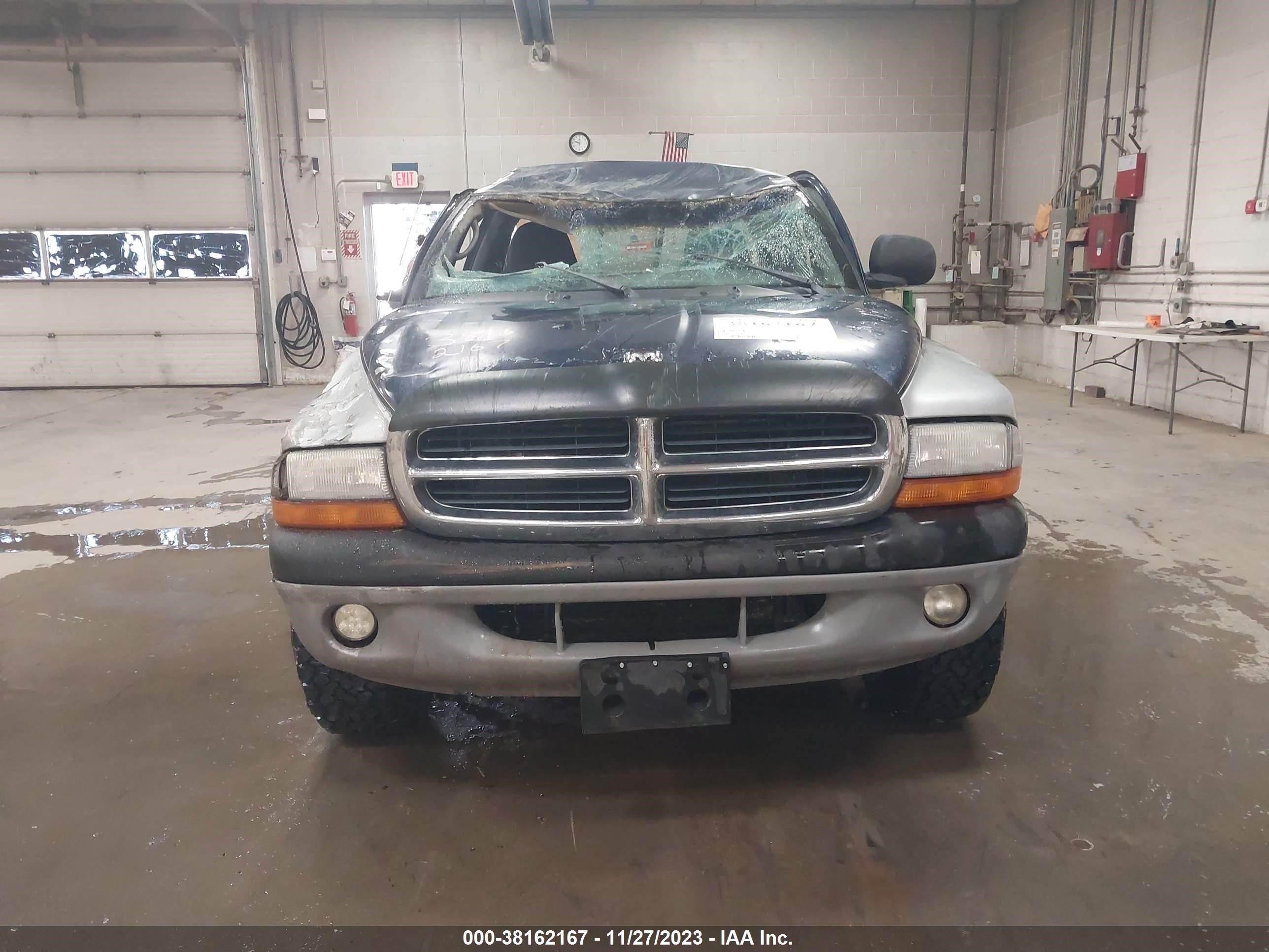 Photo 11 VIN: 1B7GG22X4YS765664 - DODGE DAKOTA 