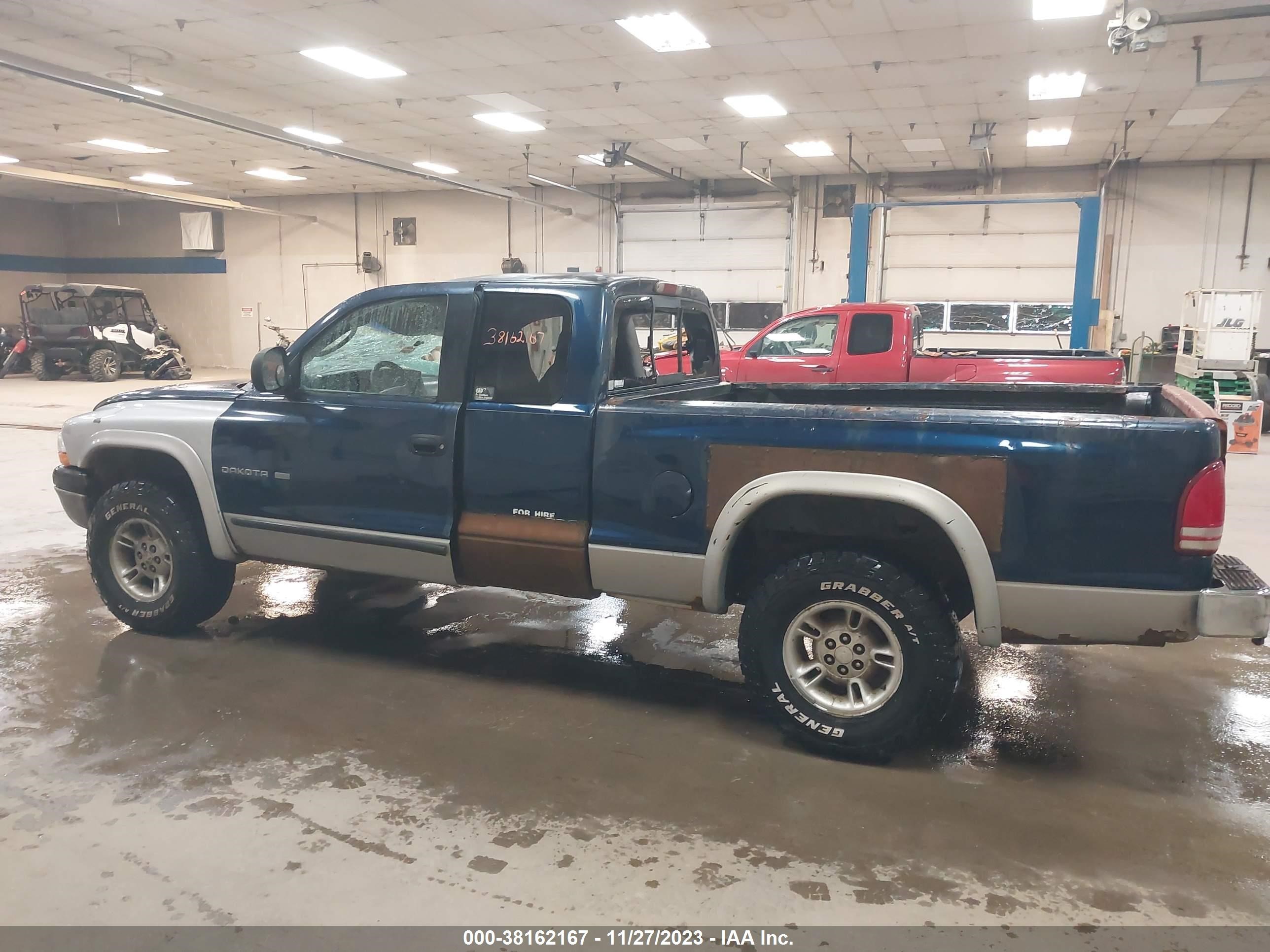 Photo 13 VIN: 1B7GG22X4YS765664 - DODGE DAKOTA 