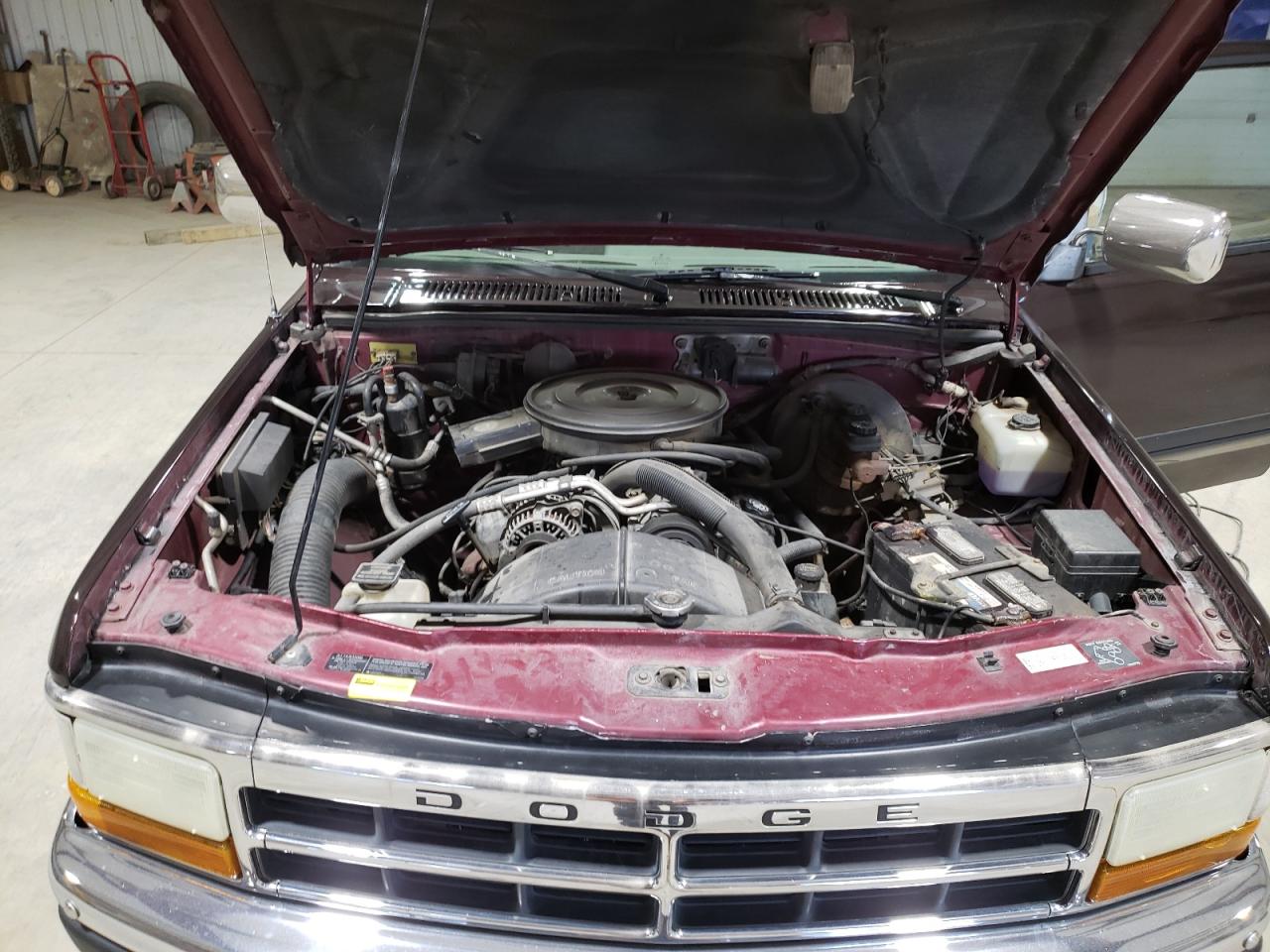 Photo 10 VIN: 1B7GG23X2TS608416 - DODGE DAKOTA 